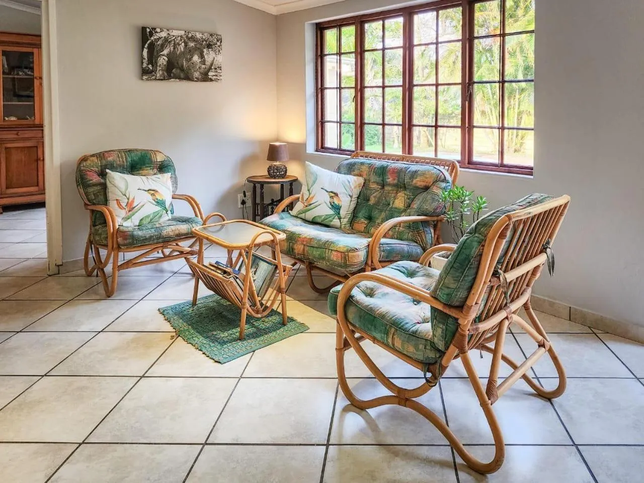 Seating area in Parkers Cottages