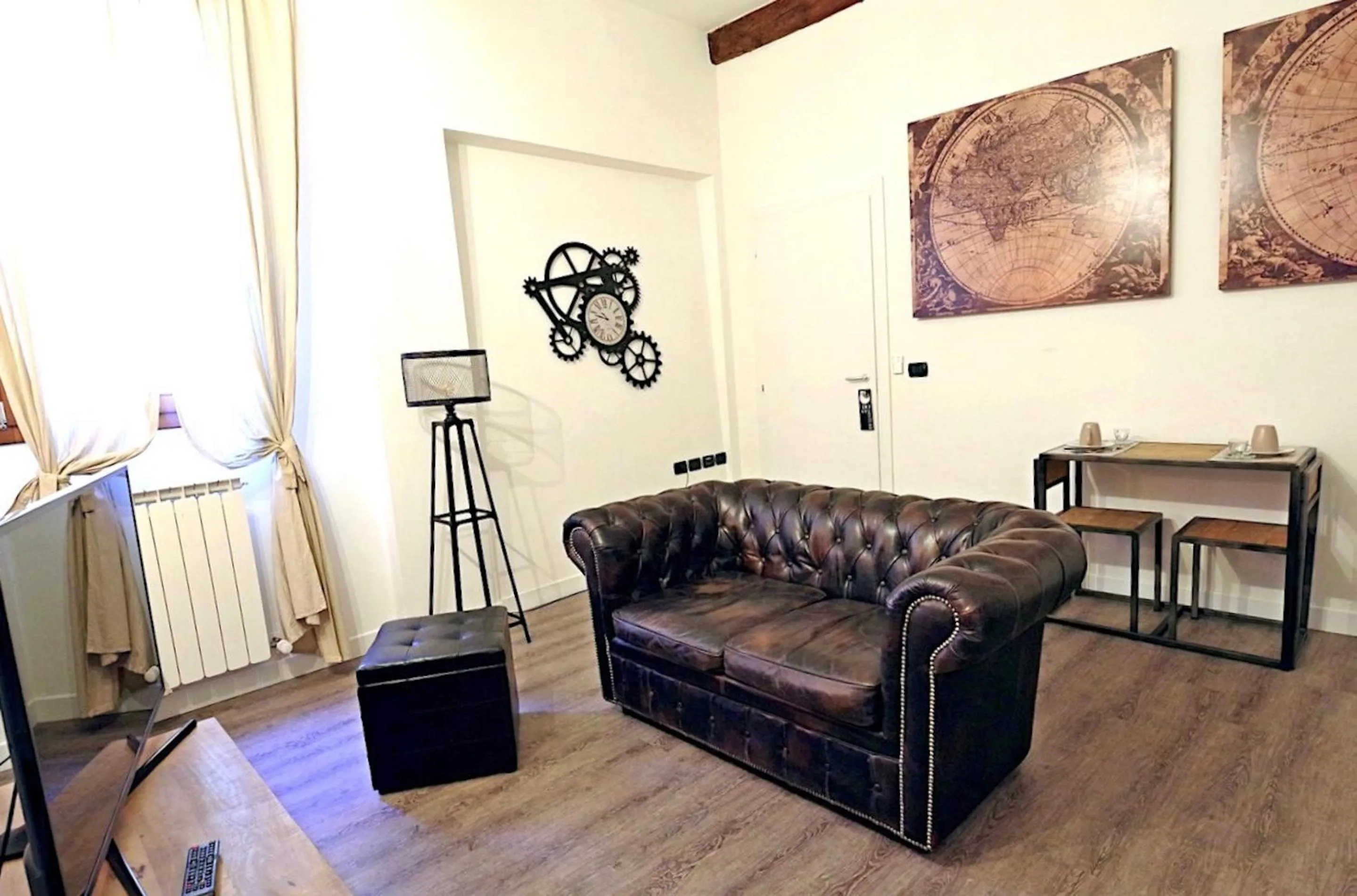 Living room in Steam House Room & Breakfast