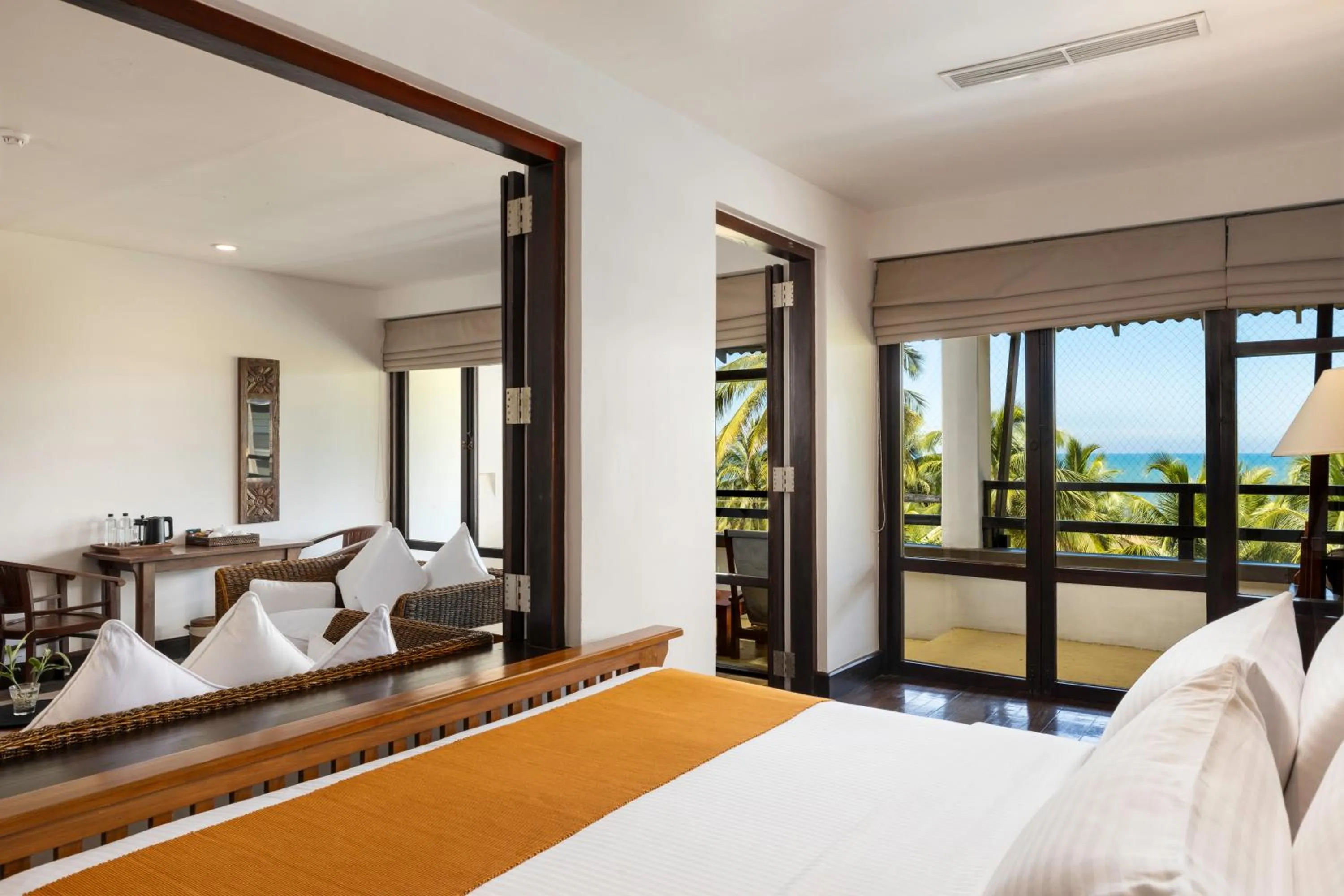 Bedroom, Bed in Jetwing Beach