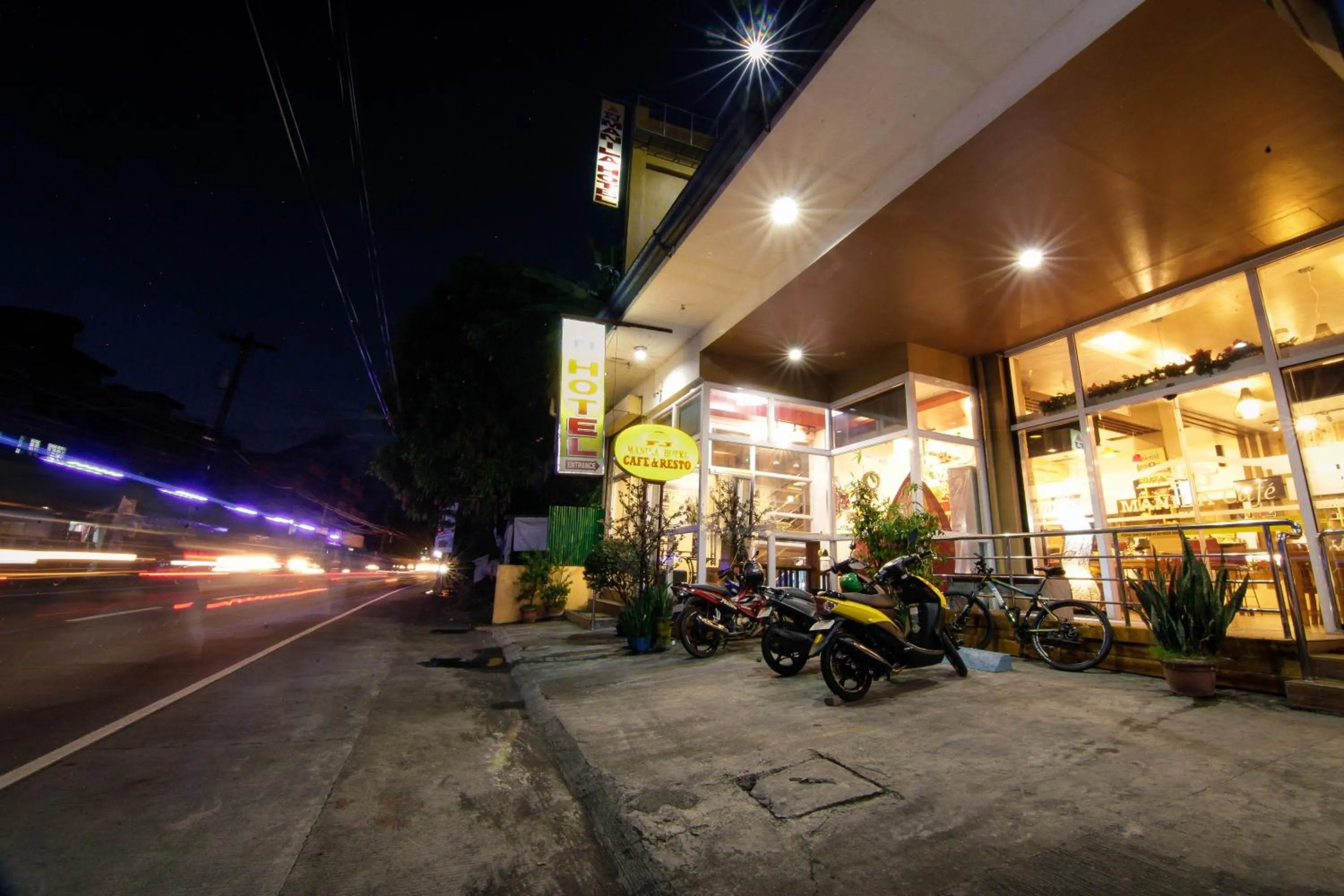 Facade/entrance in Fj Manila Hotel