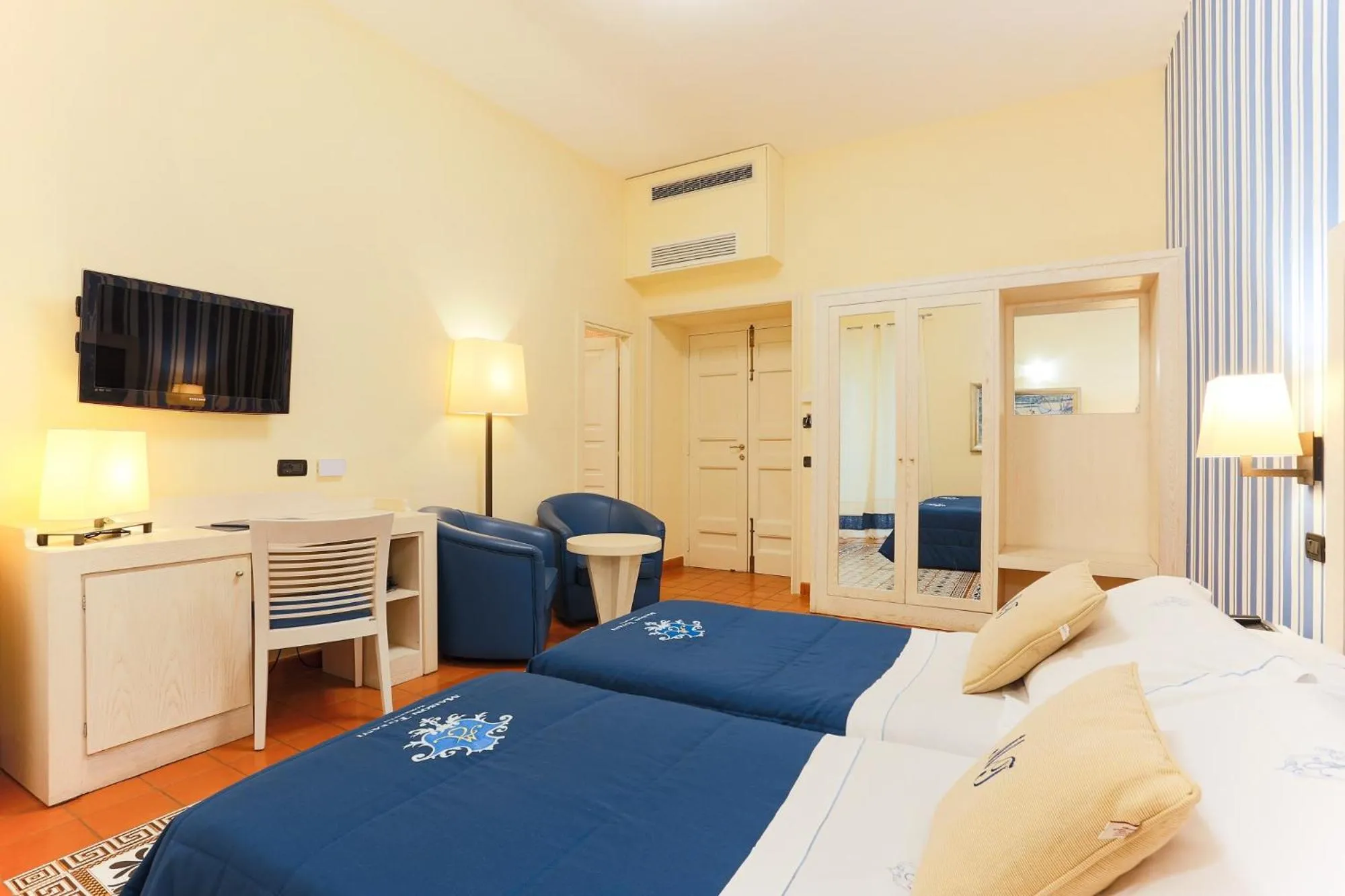 Photo of the whole room, Bed in Maison Tofani