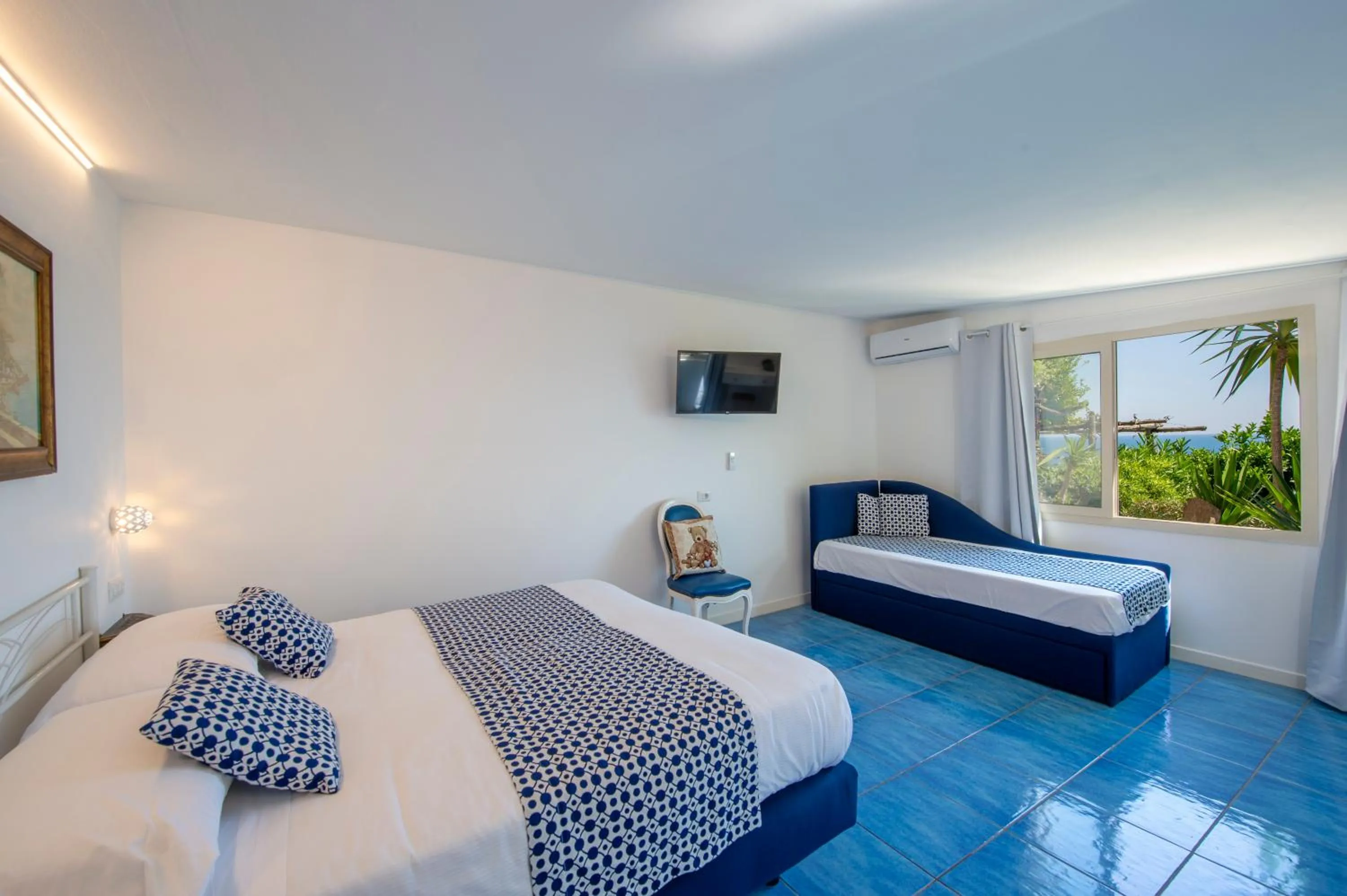 Photo of the whole room, Bed in Hotel Costa Diva