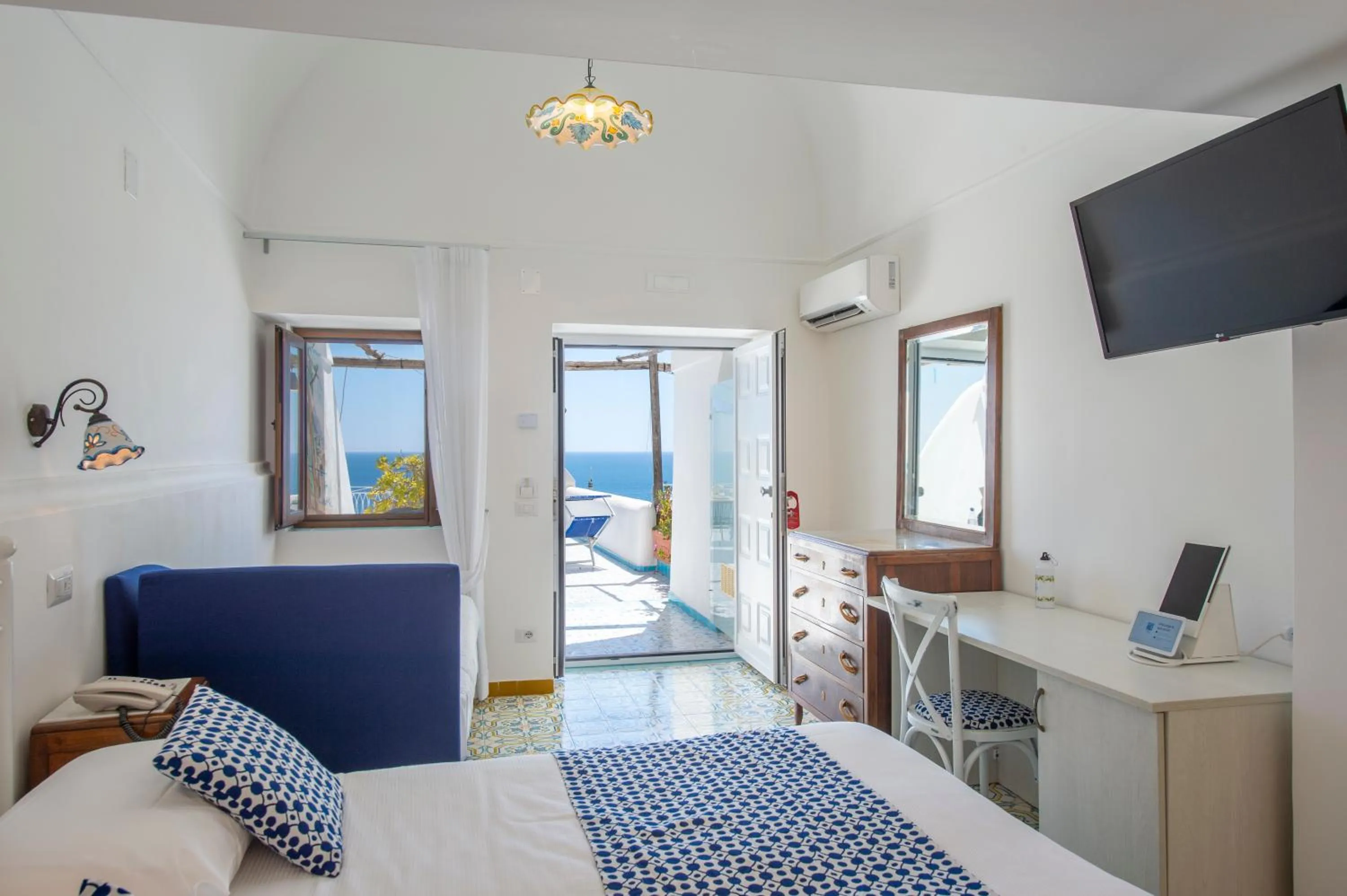 Photo of the whole room, Bed in Hotel Costa Diva