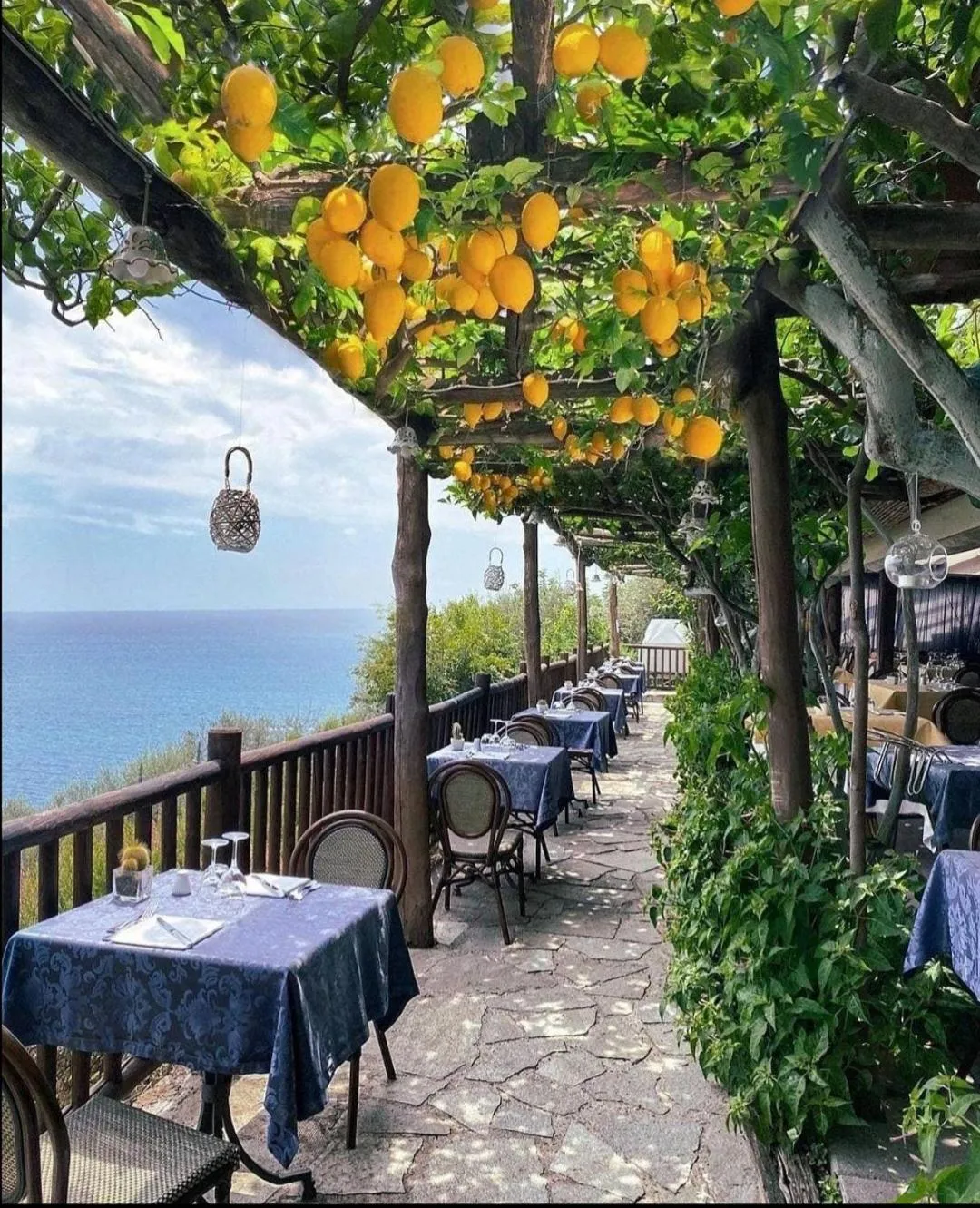 Restaurant/places to eat in Hotel Costa Diva