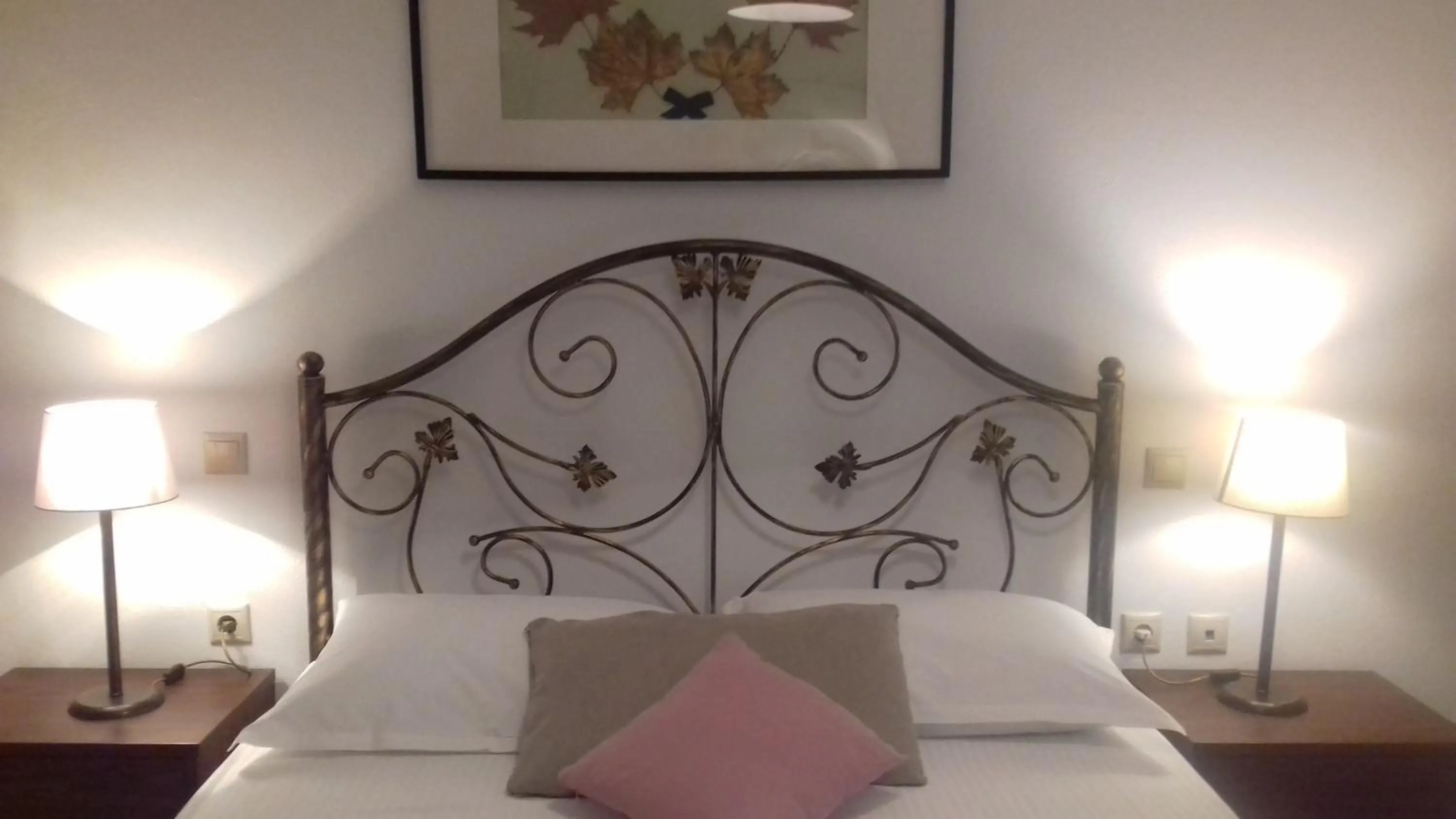 Bed in Aegean Blue Studios