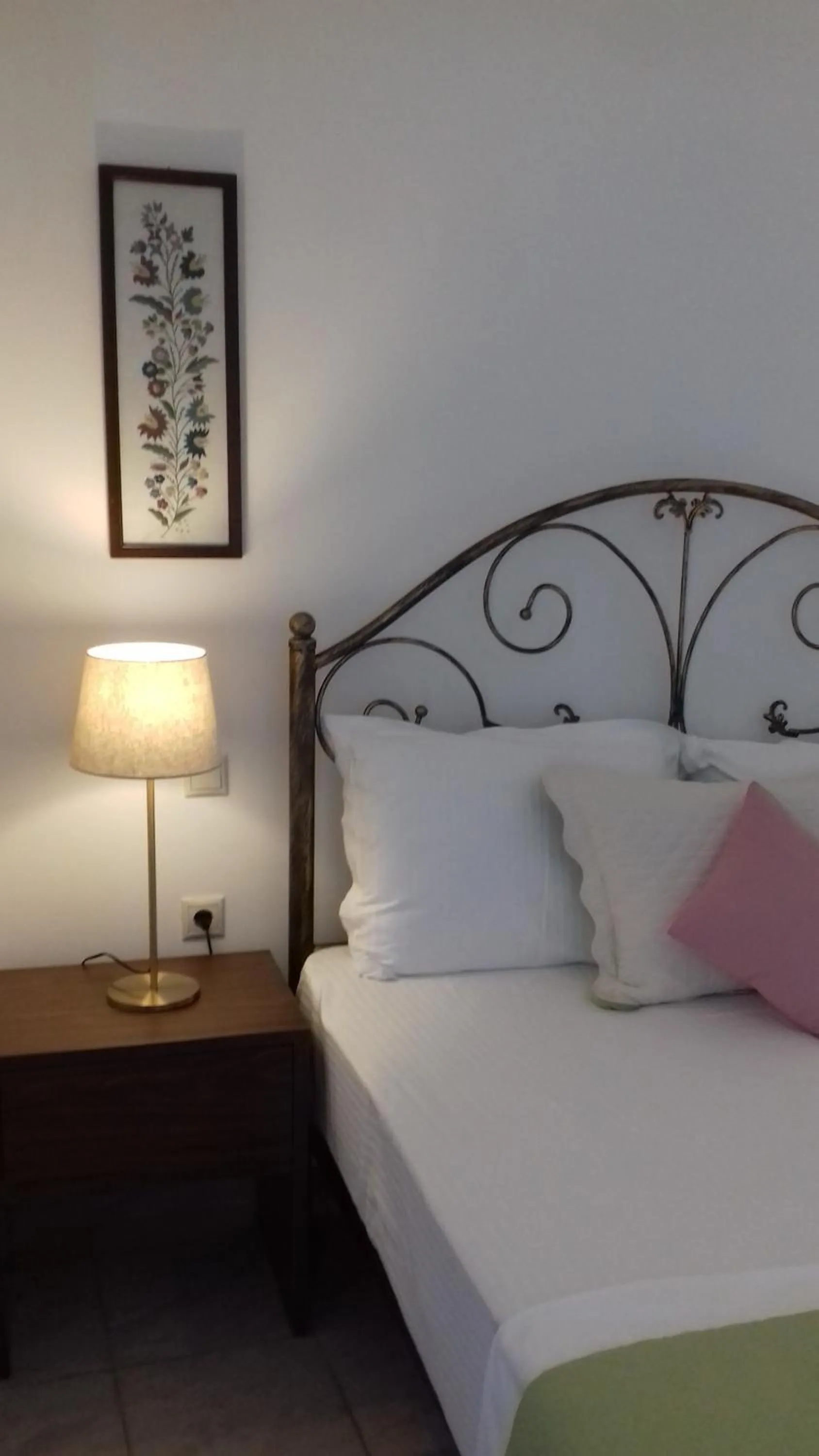 Bed in Aegean Blue Studios