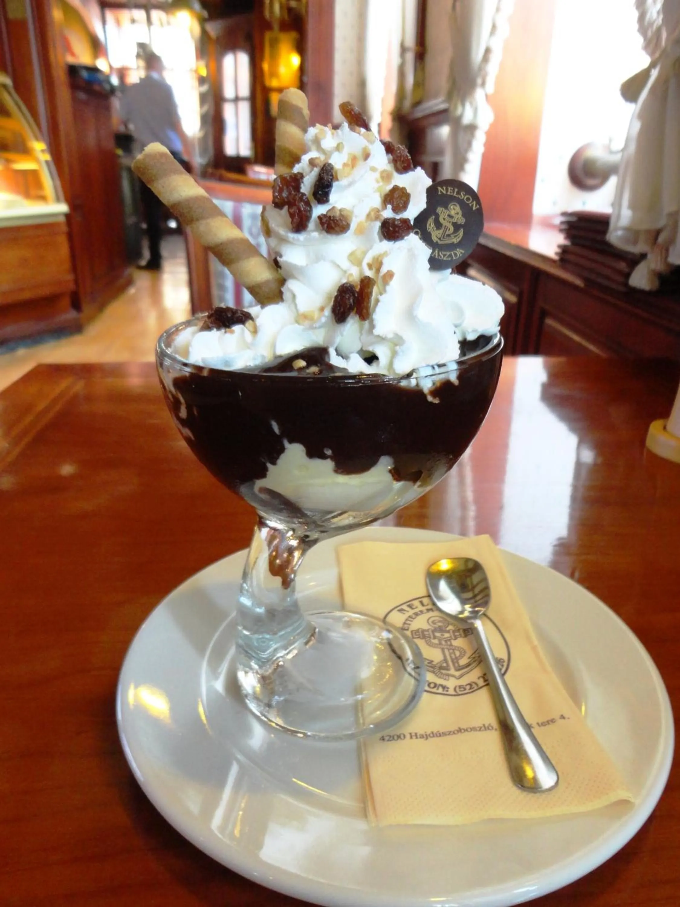 Food in Nelson Hotel