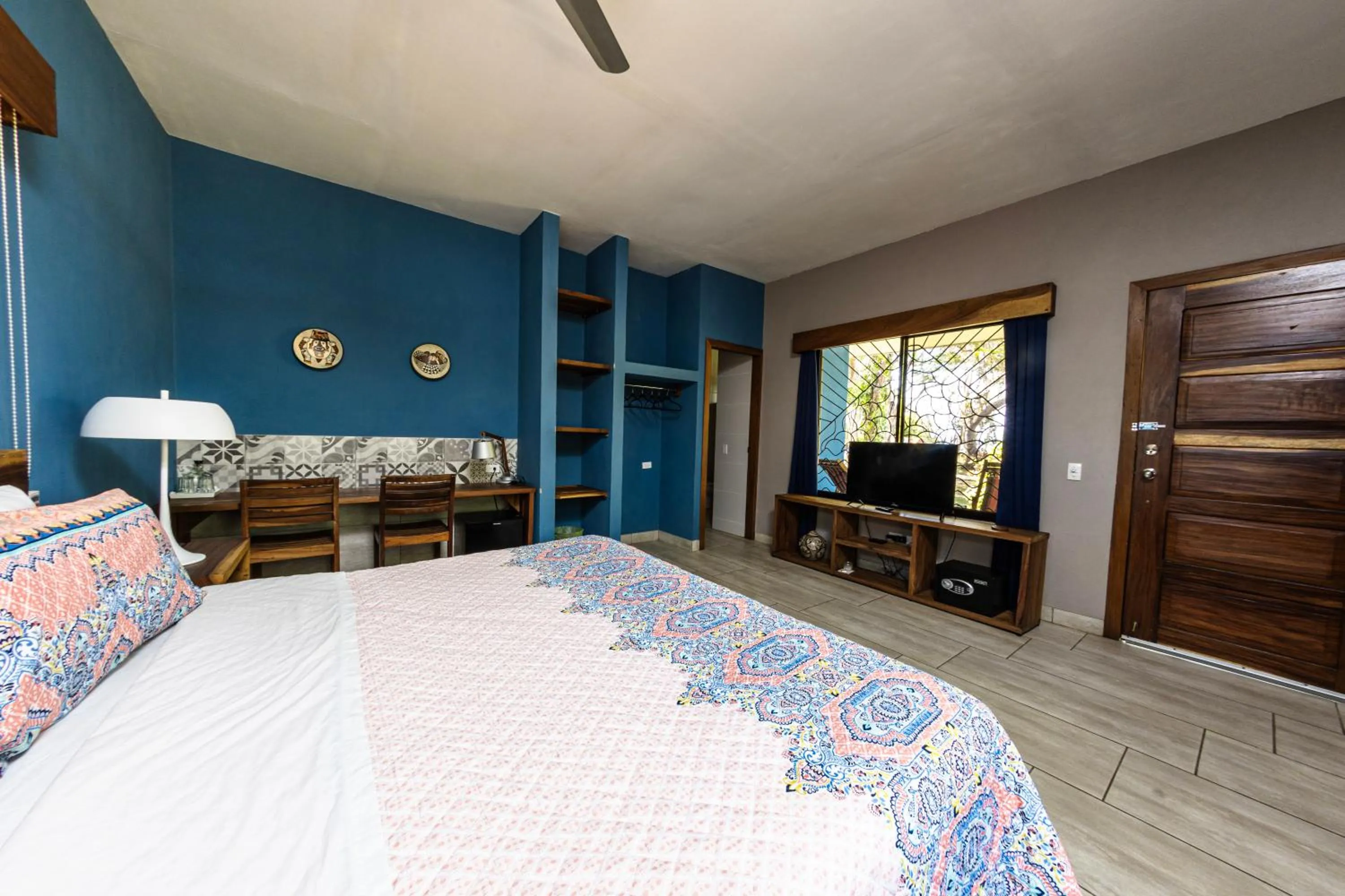 TV and multimedia, Bed in Xalli Beach Hotel