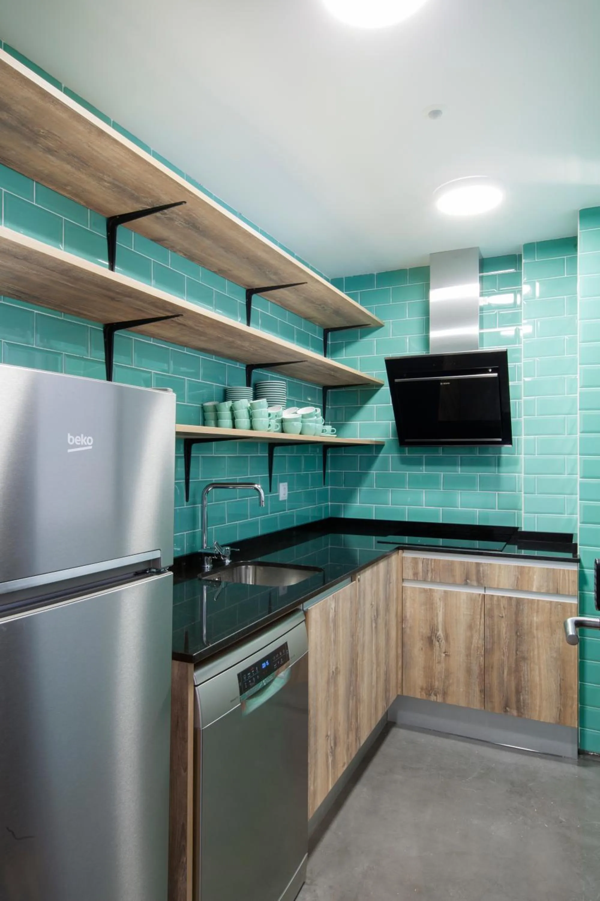 Winederful Hostel & Café