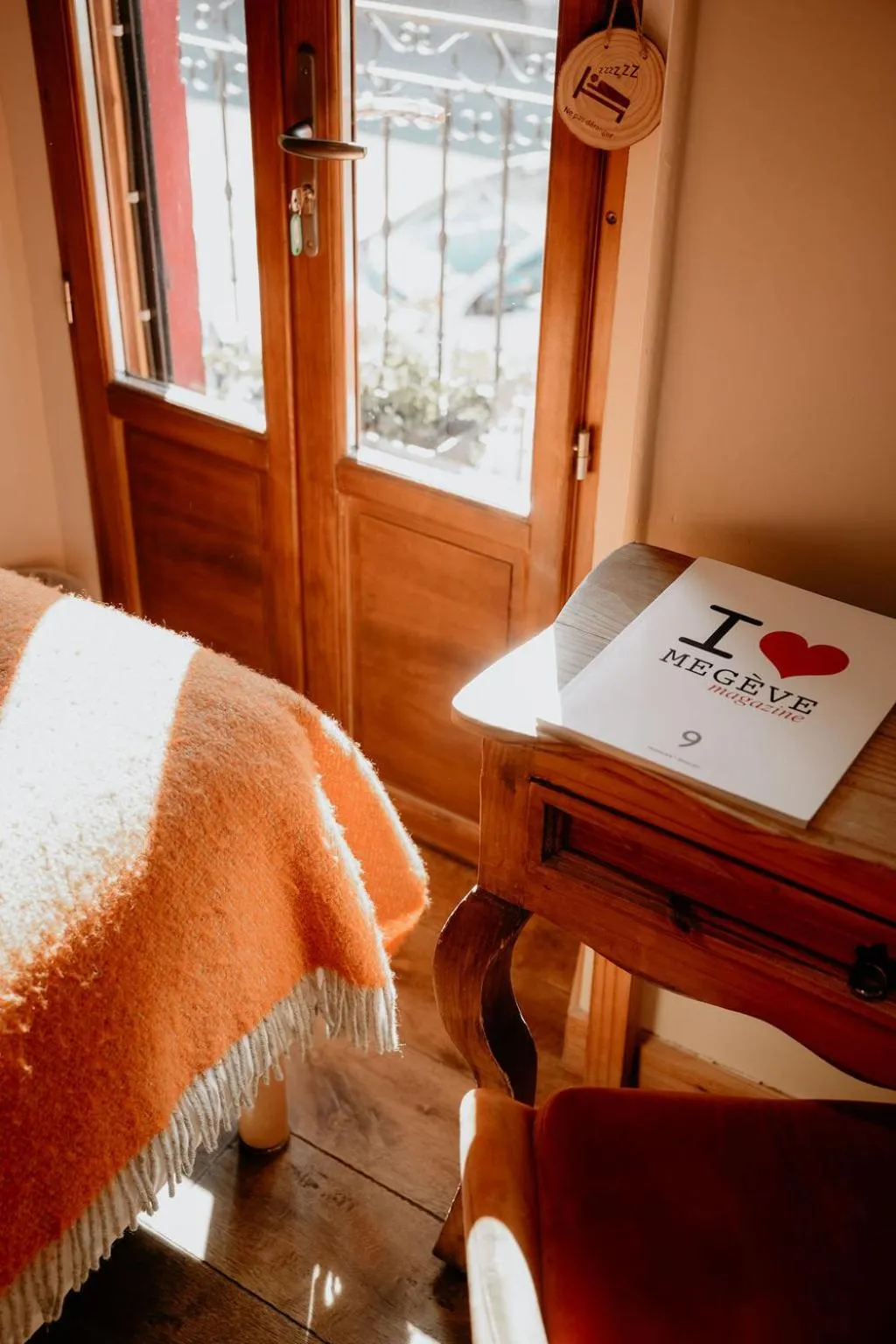 Bedroom, Bed in Hôtel Les Cimes