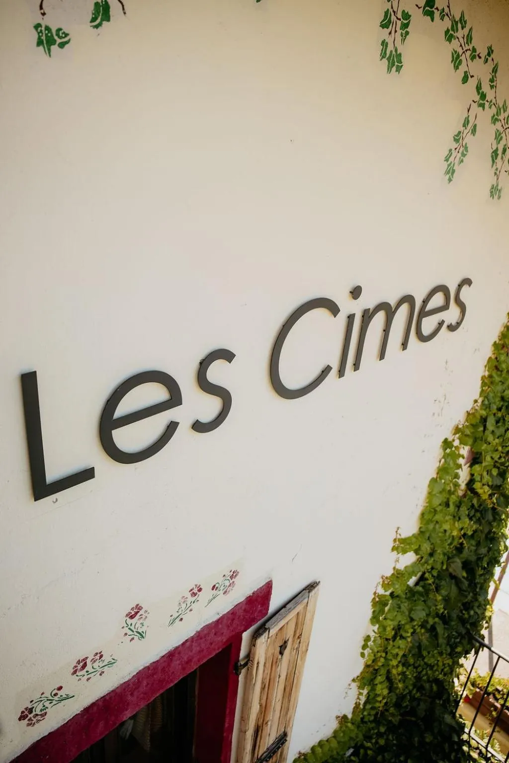 Property building in Hôtel Les Cimes