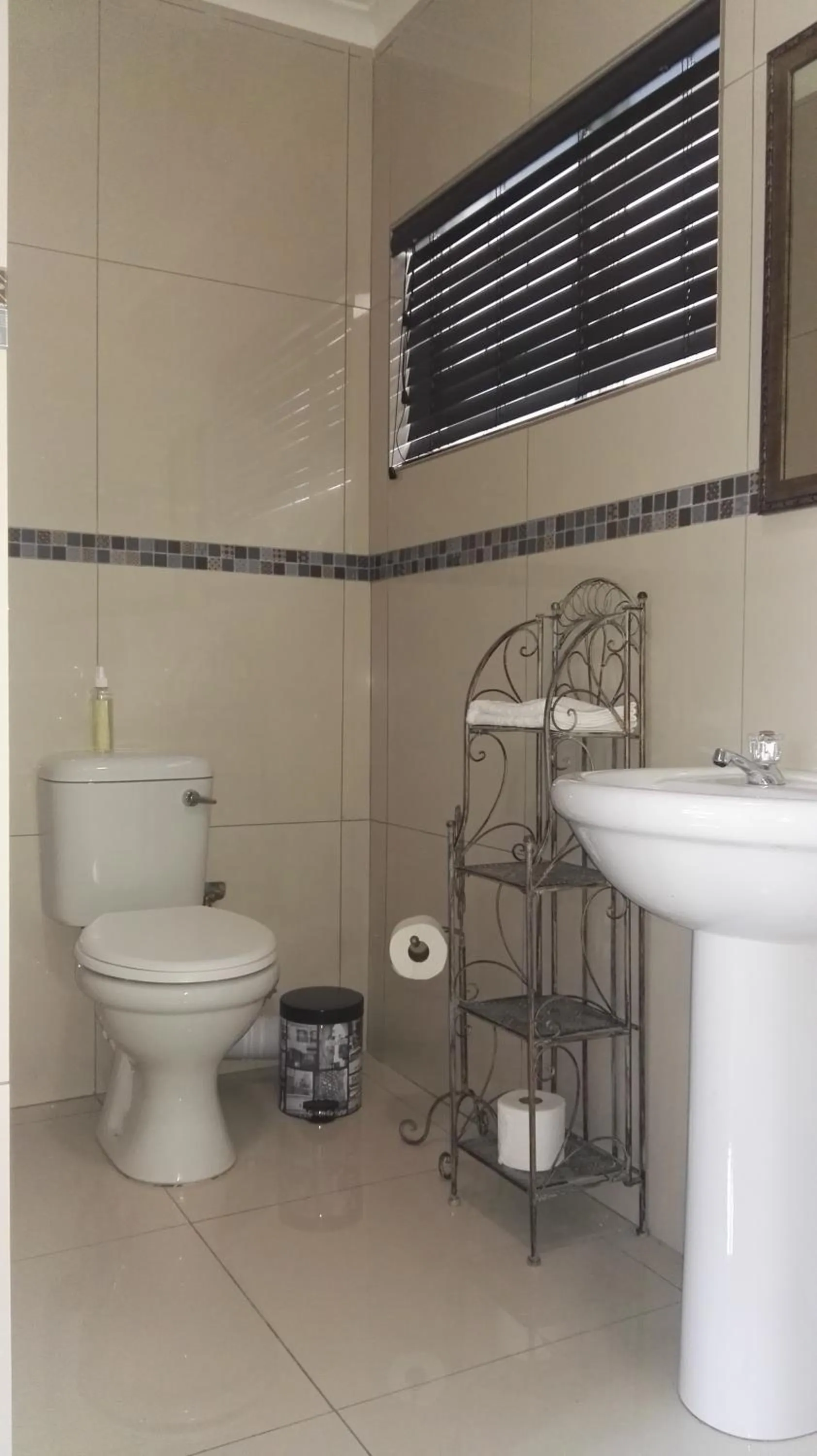 Bathroom in Bergsig Selfcatering