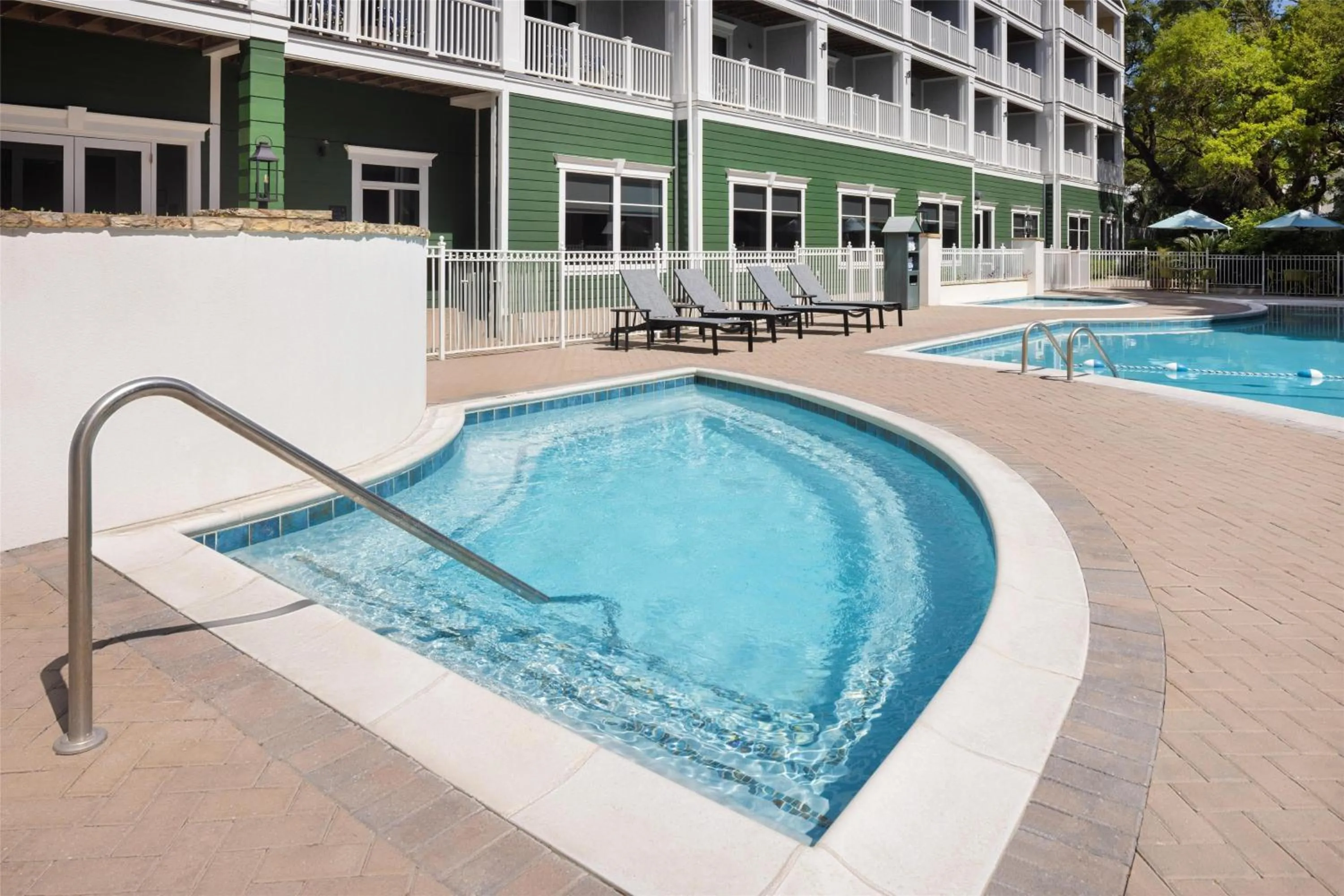 Pool view in Hampton Inn & Suites Jekyll Island