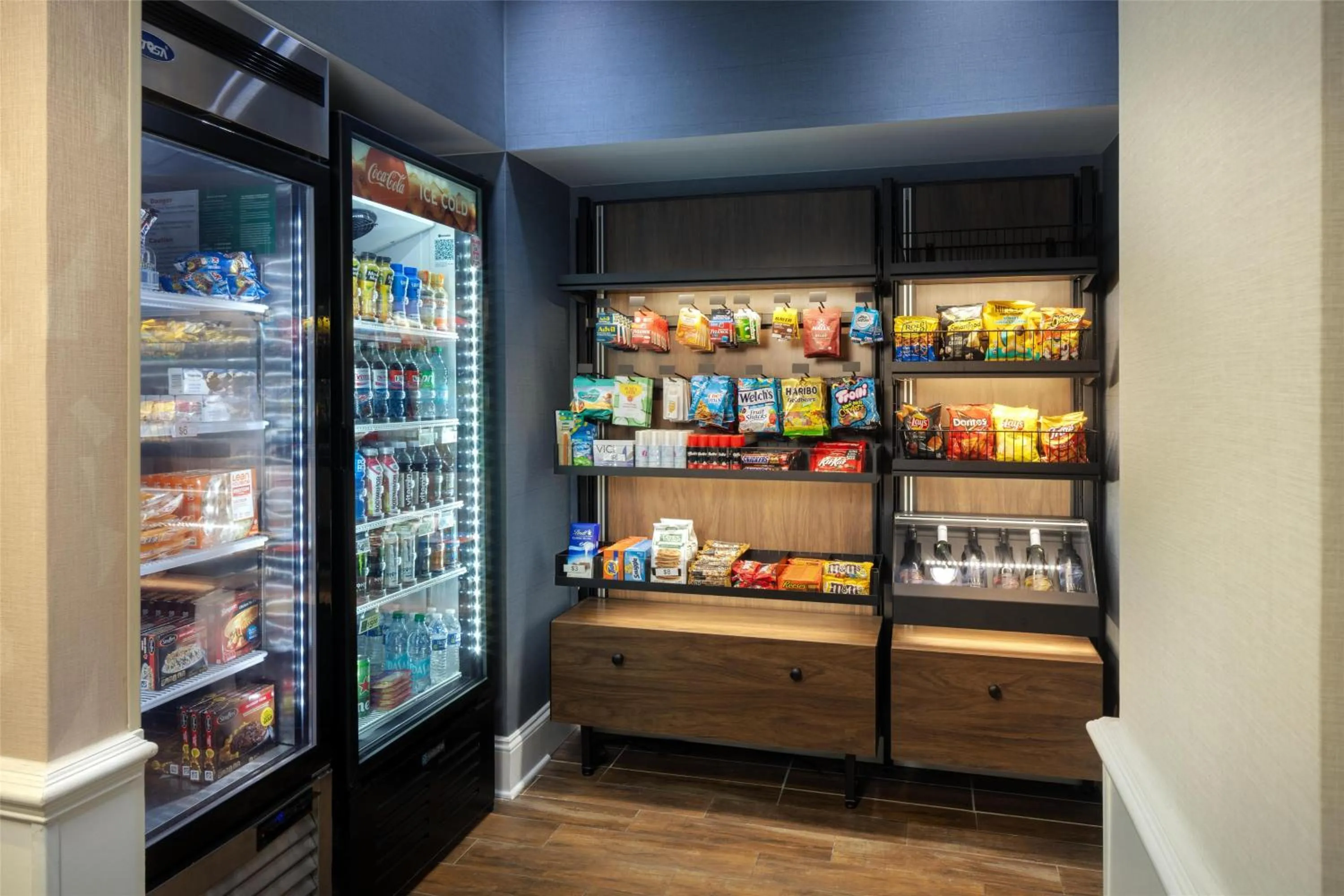 Restaurant/places to eat in Hampton Inn & Suites Jekyll Island