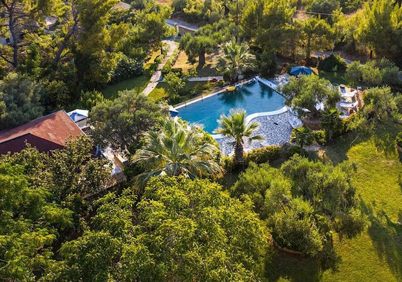 Garden view in Sanidiamonds