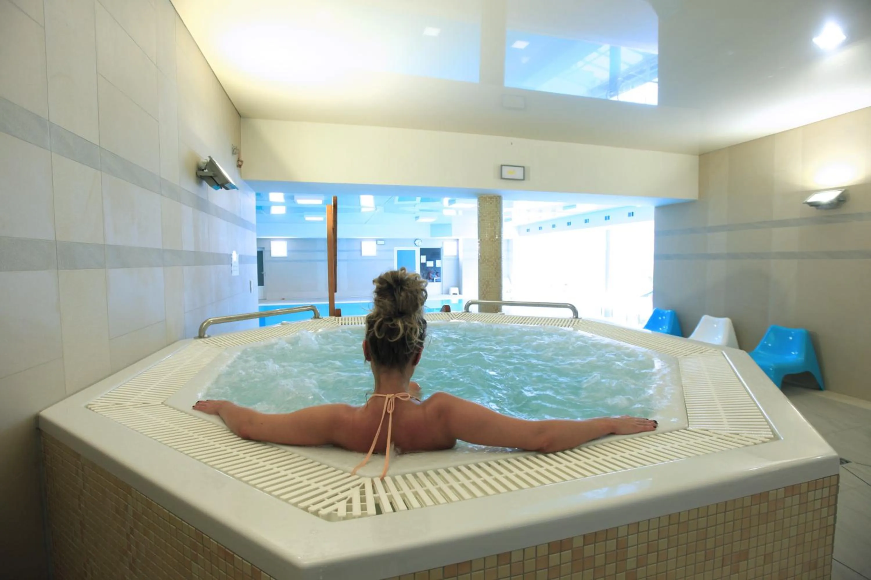 Swimming pool in Hotel Cieplice MEDI & SPA