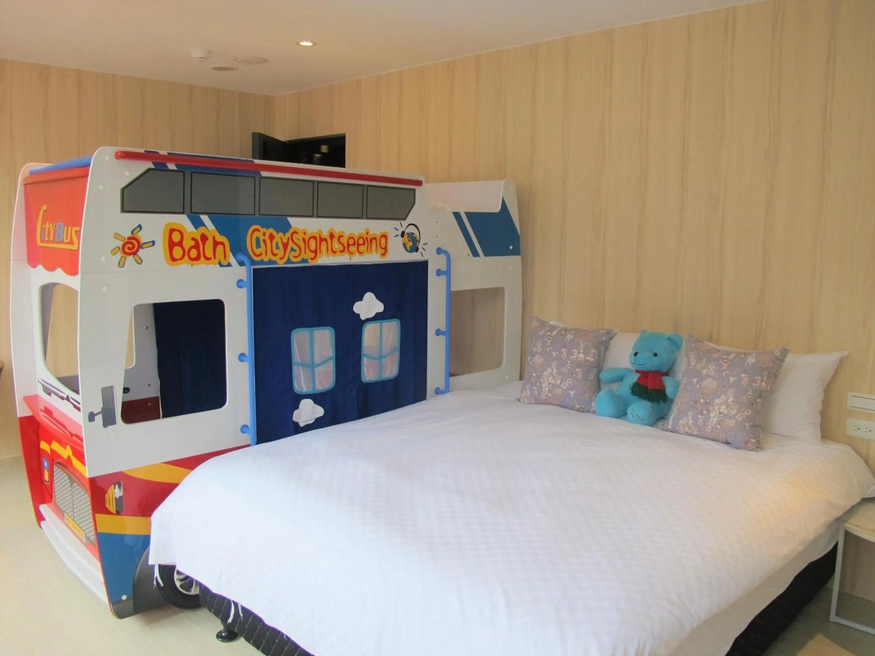 Bed in Meng Yun Ge Hotel