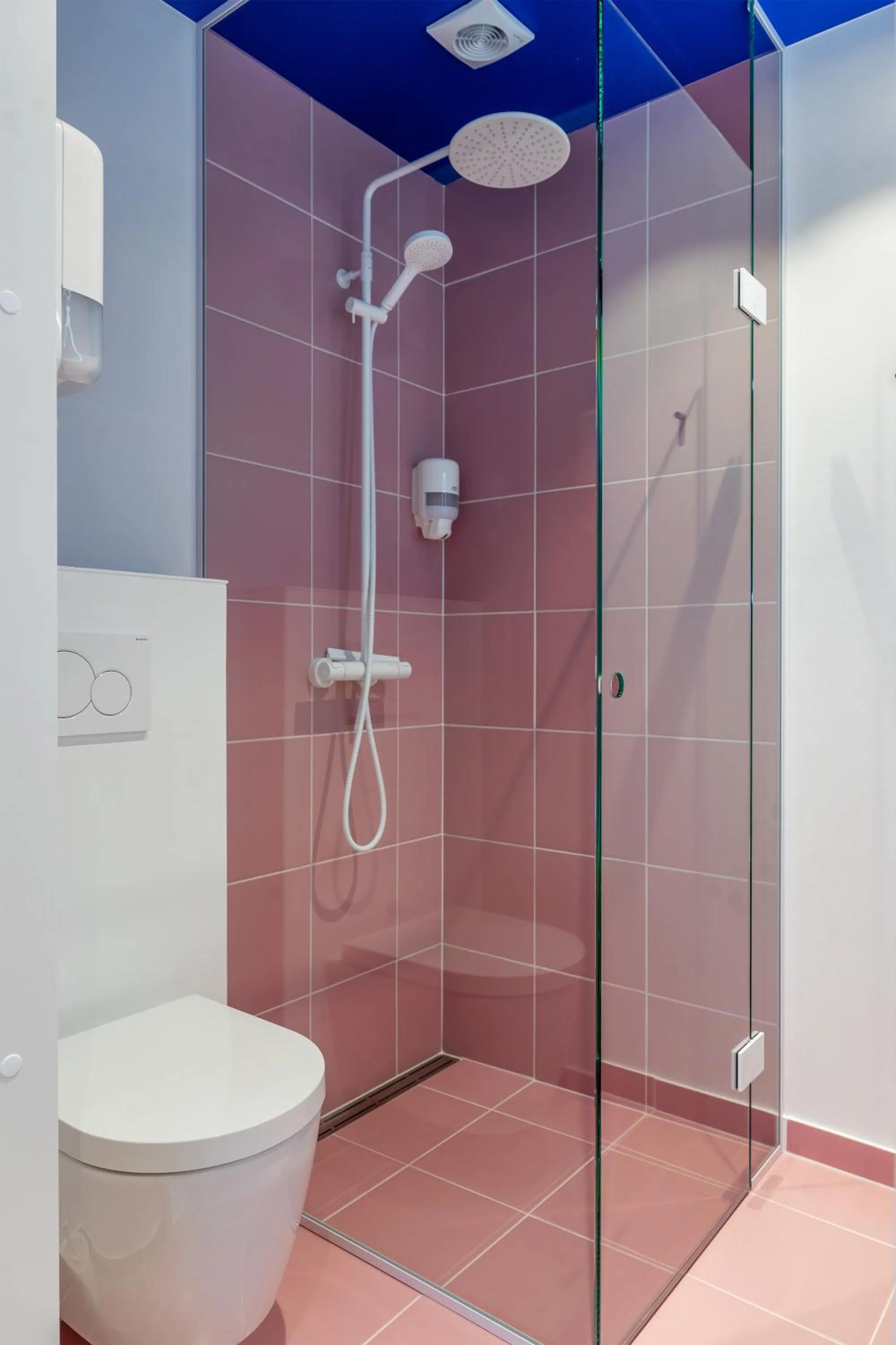 Shower in Hotel Skjern