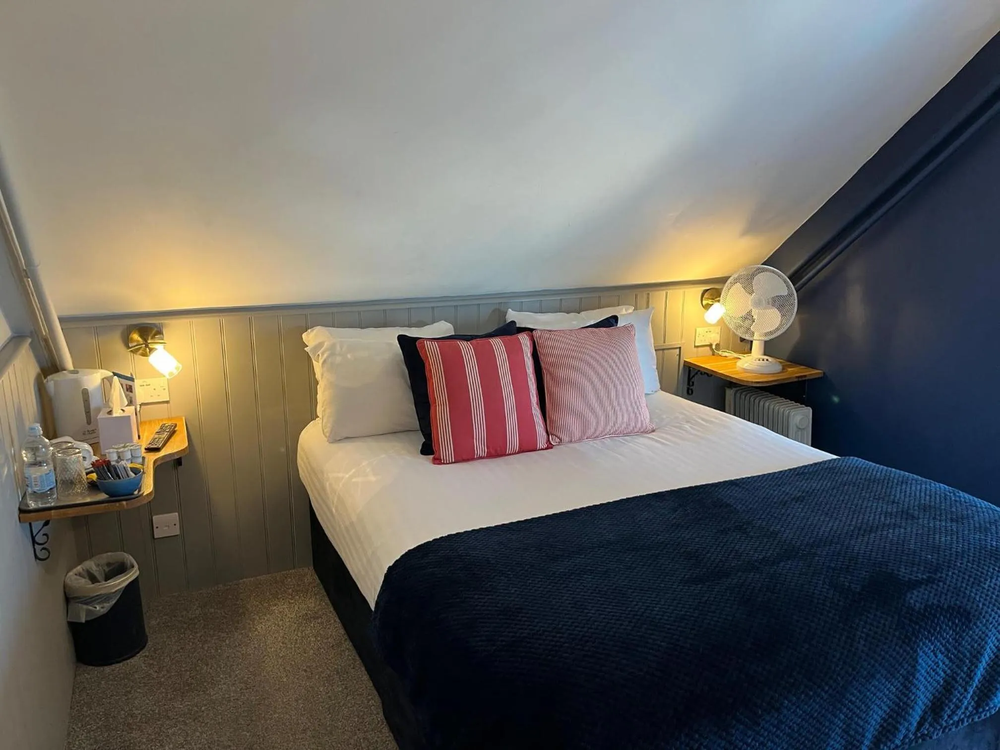 Bedroom, Bed in No: 1 The Esplanade Guest Accommodation.