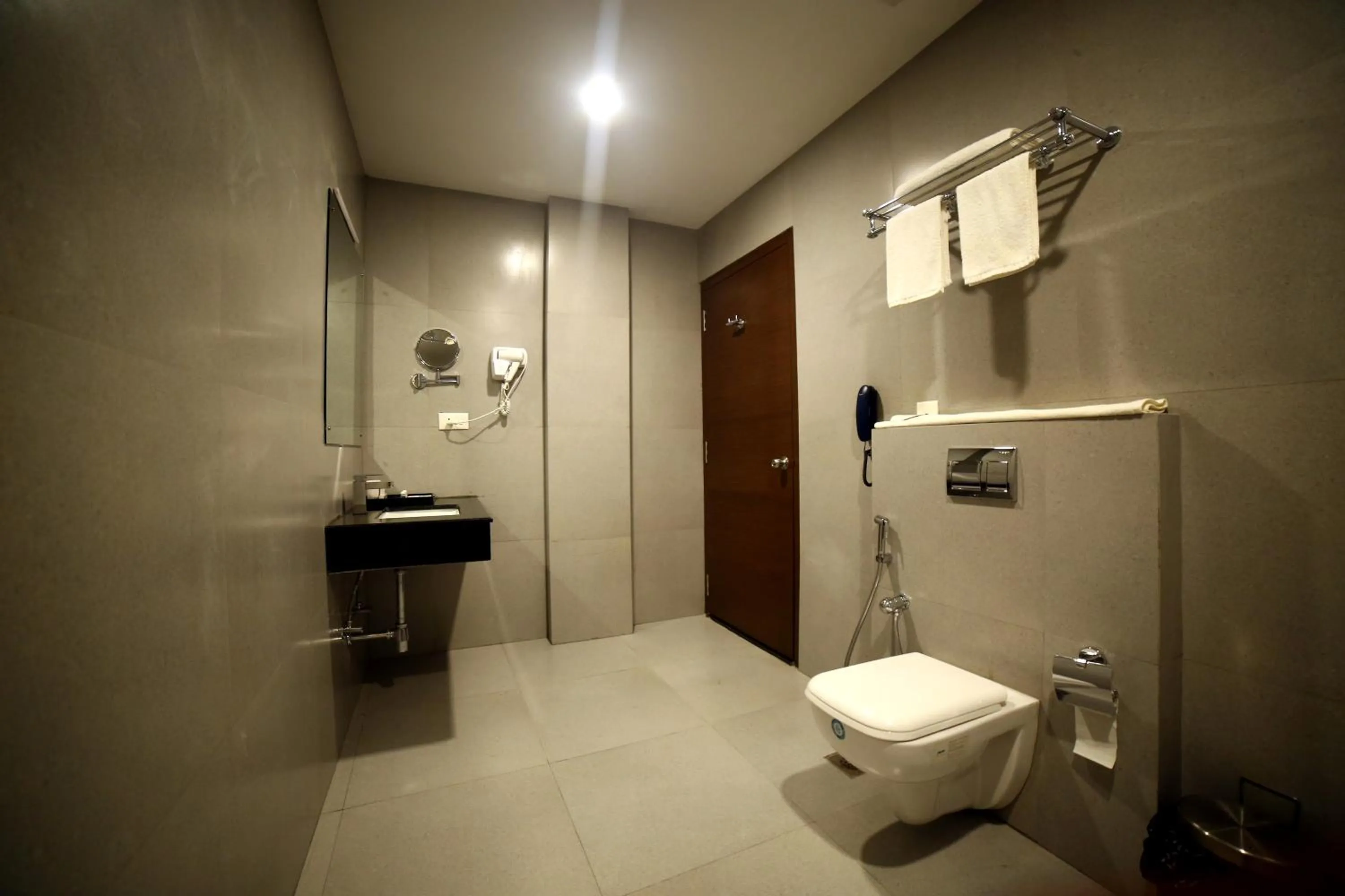 Toilet in Hotel Yamuna