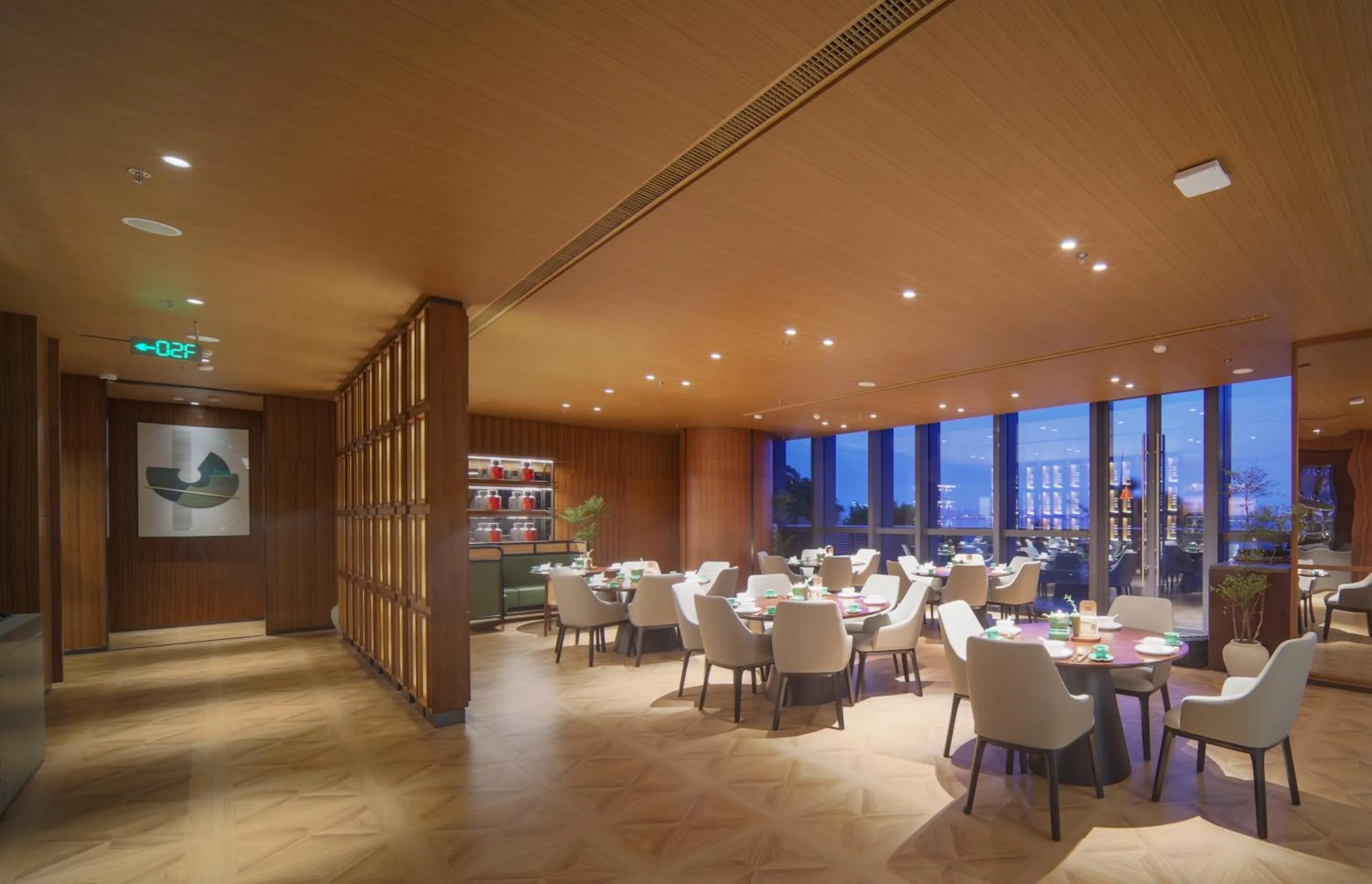 Restaurant/places to eat in Fliport Wutong Hotel-Free Welcome Fruit & Near Exhibition Center