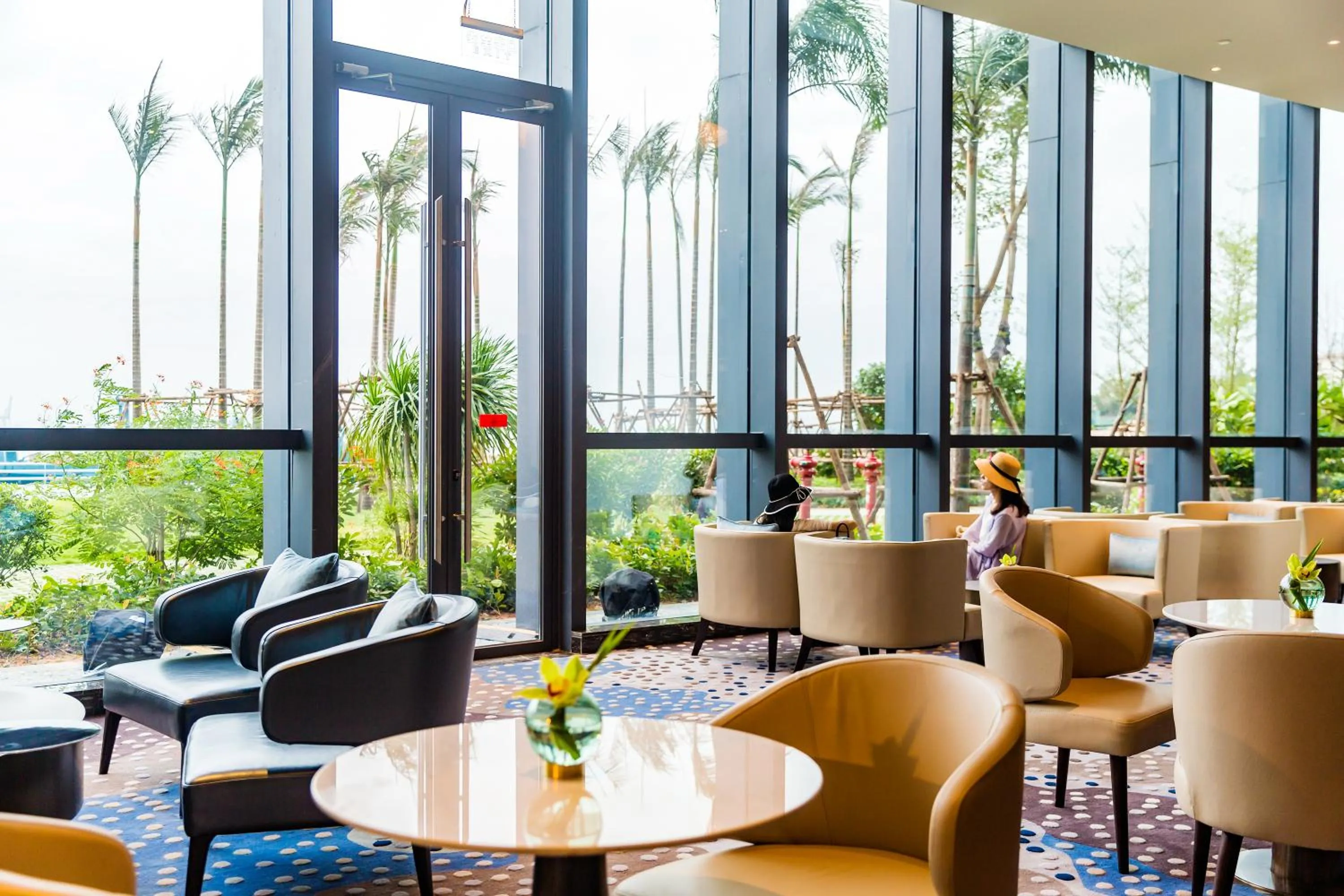 Seating area in Fliport Wutong Hotel-Free Welcome Fruit & Near Exhibition Center