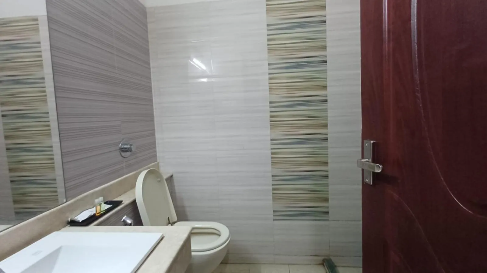 Toilet in Hotel Sriram JB Residency