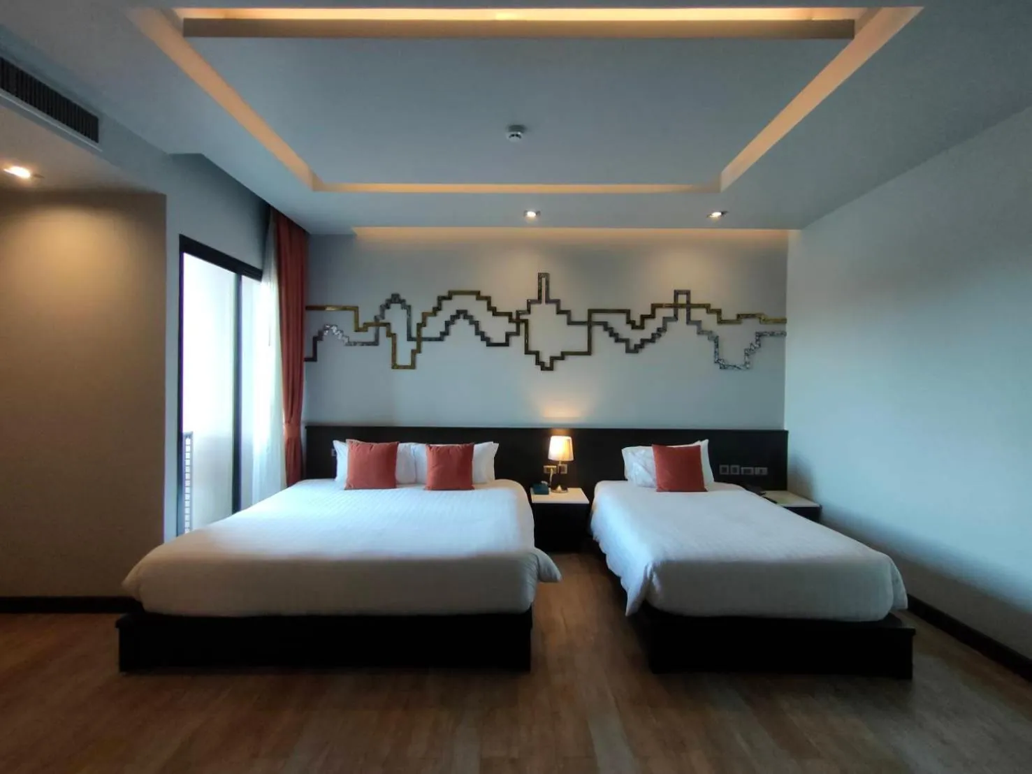 Photo of the whole room, Bed in Sorin hotel