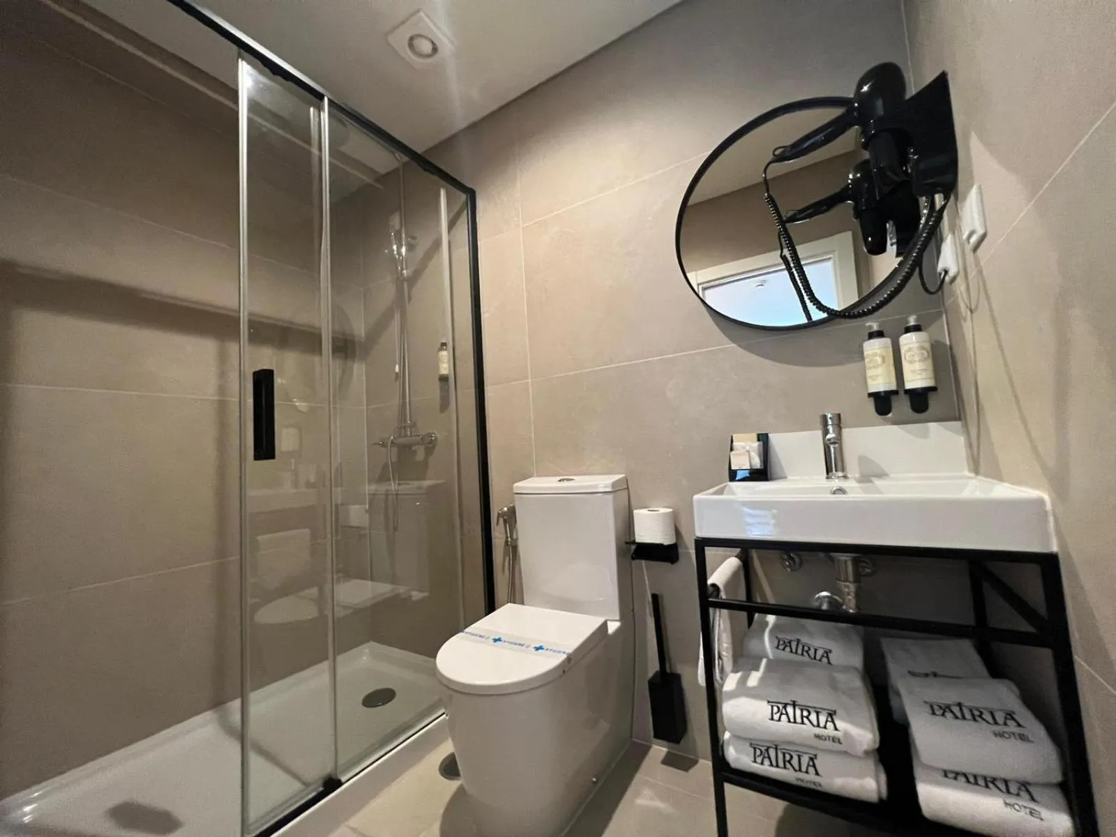 Bathroom in Patria Hotel