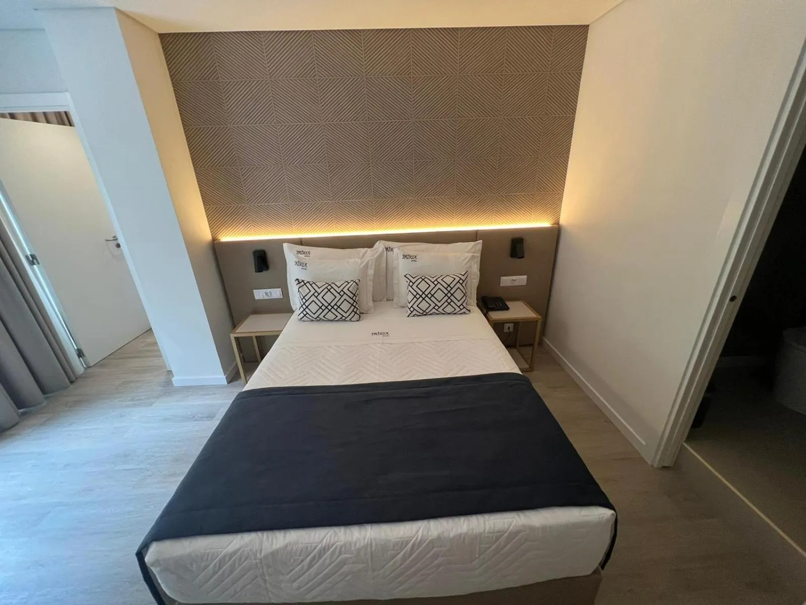 Bedroom, Bed in Patria Hotel