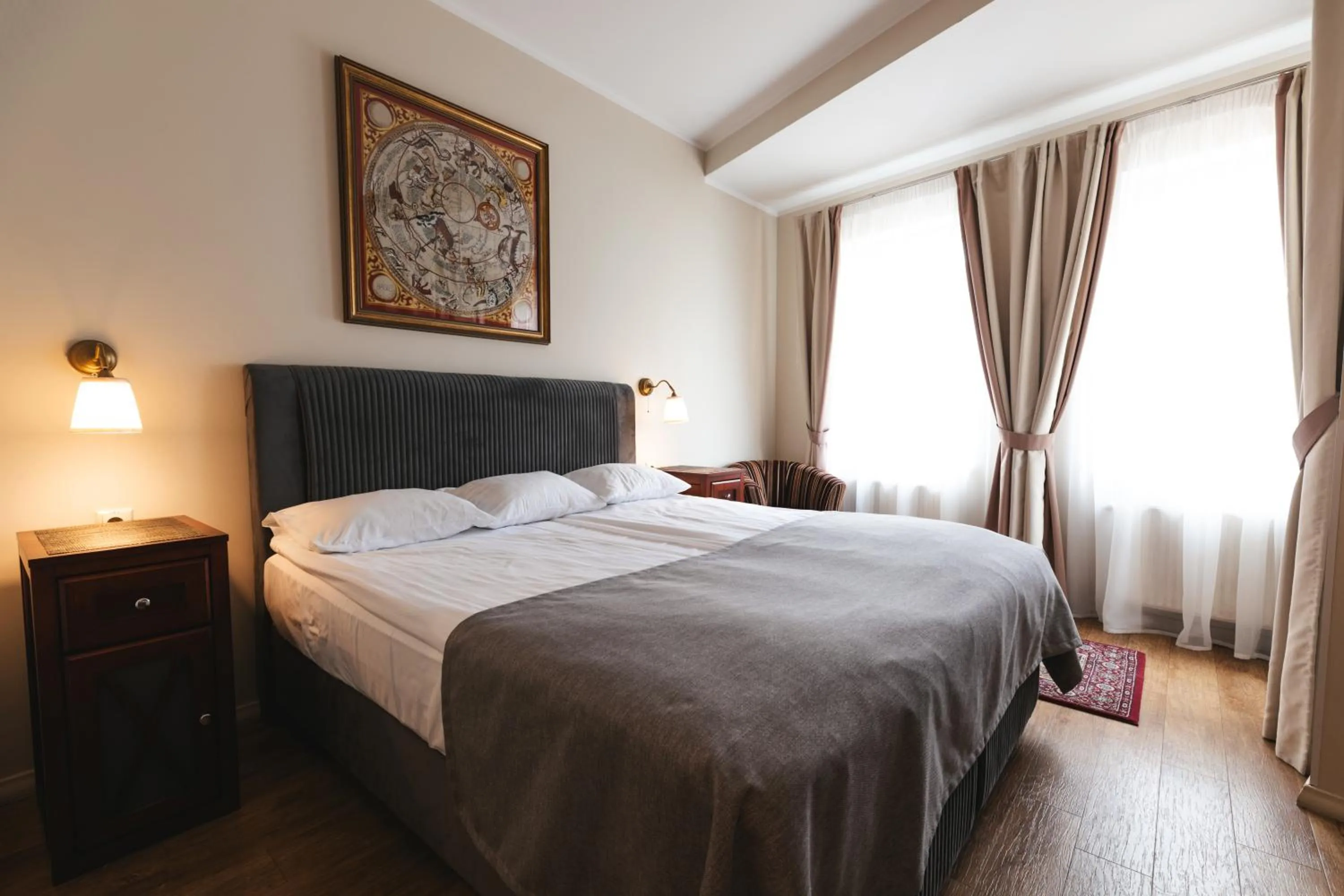 Photo of the whole room, Bed in Forums Boutique Hotel