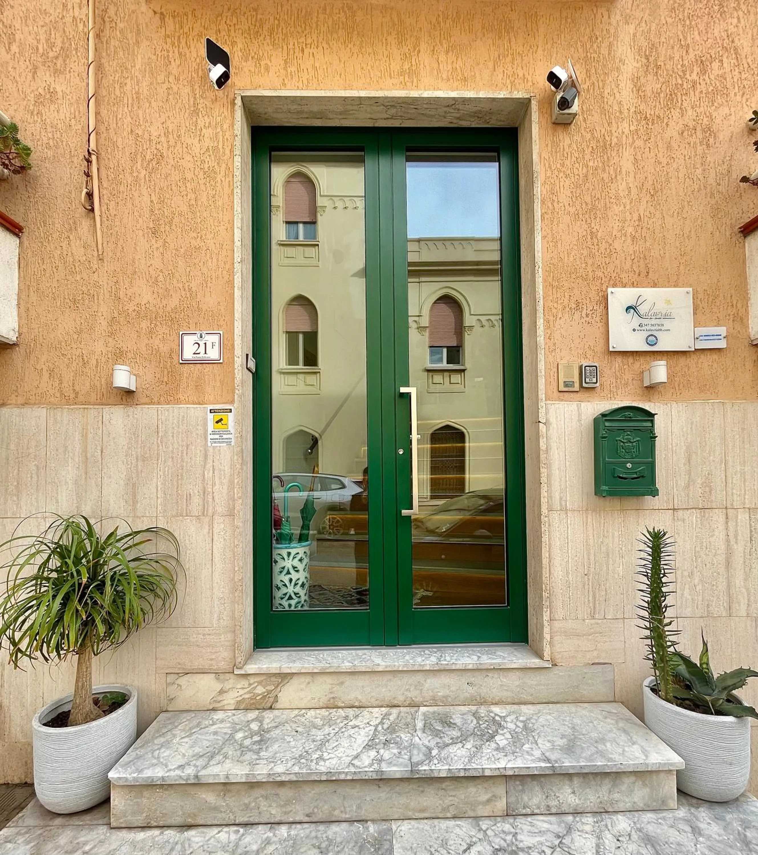 Facade/entrance in B&B Kalavrìa