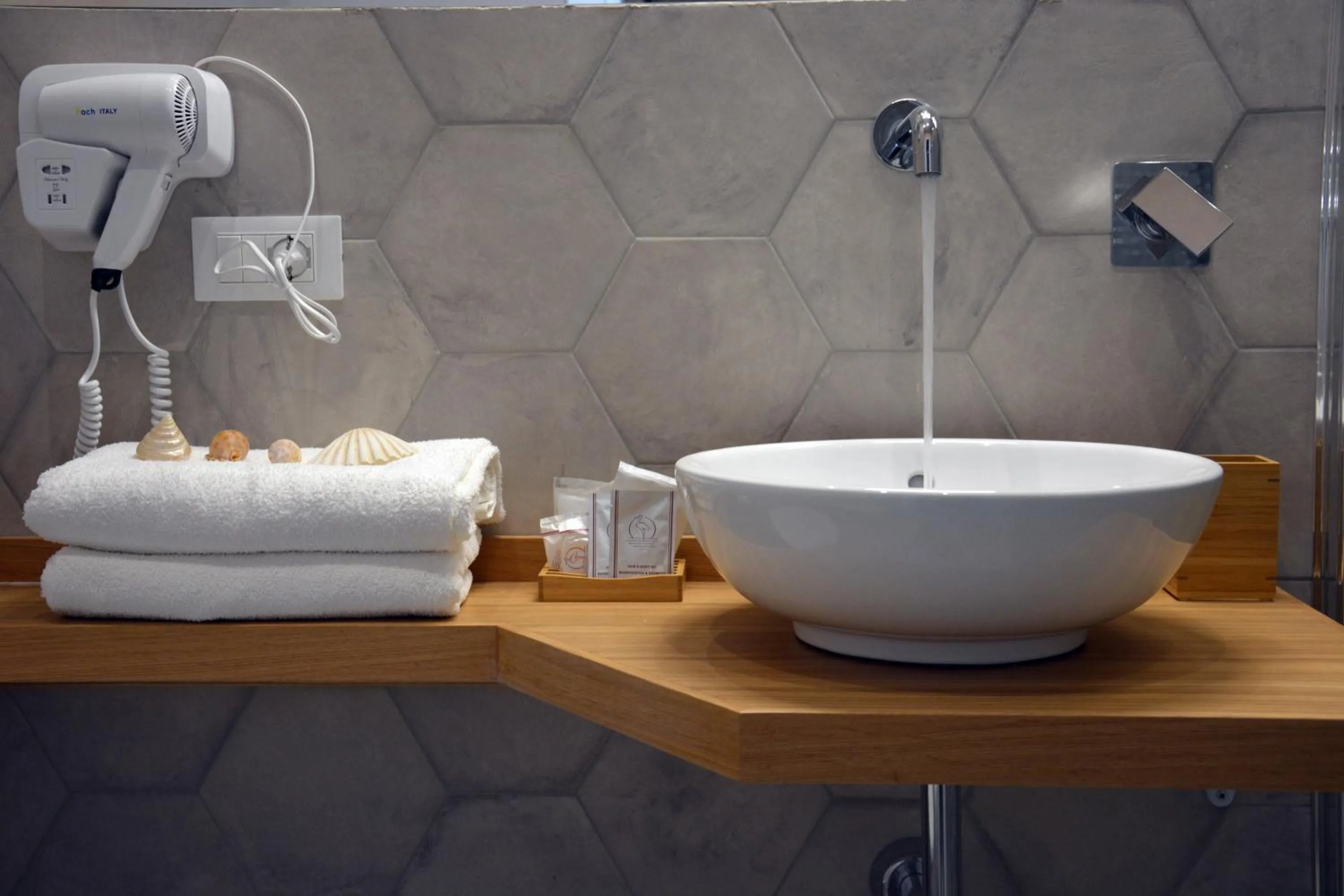 Shower in B&B Kalavrìa