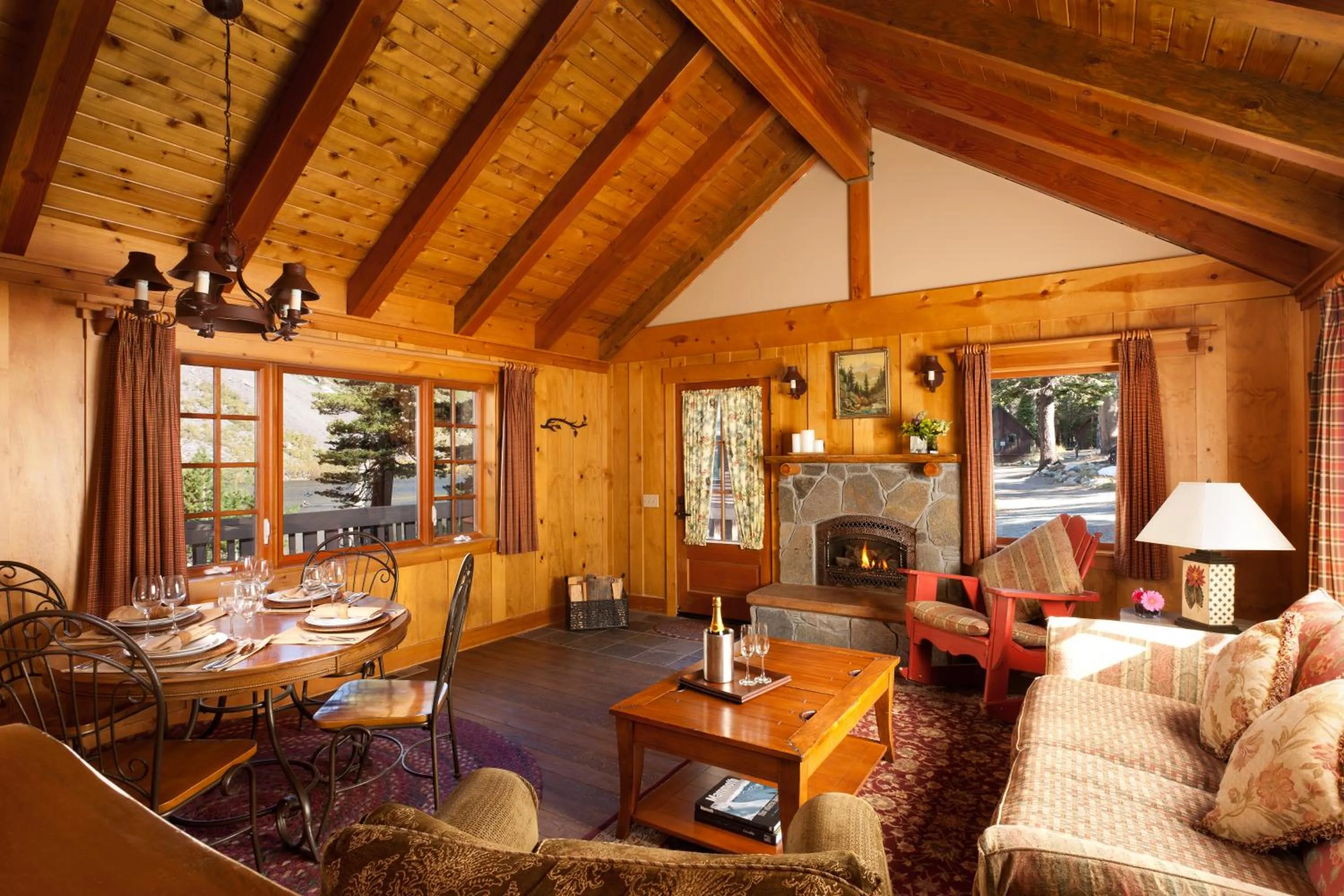 Living room in Tamarack Lodge