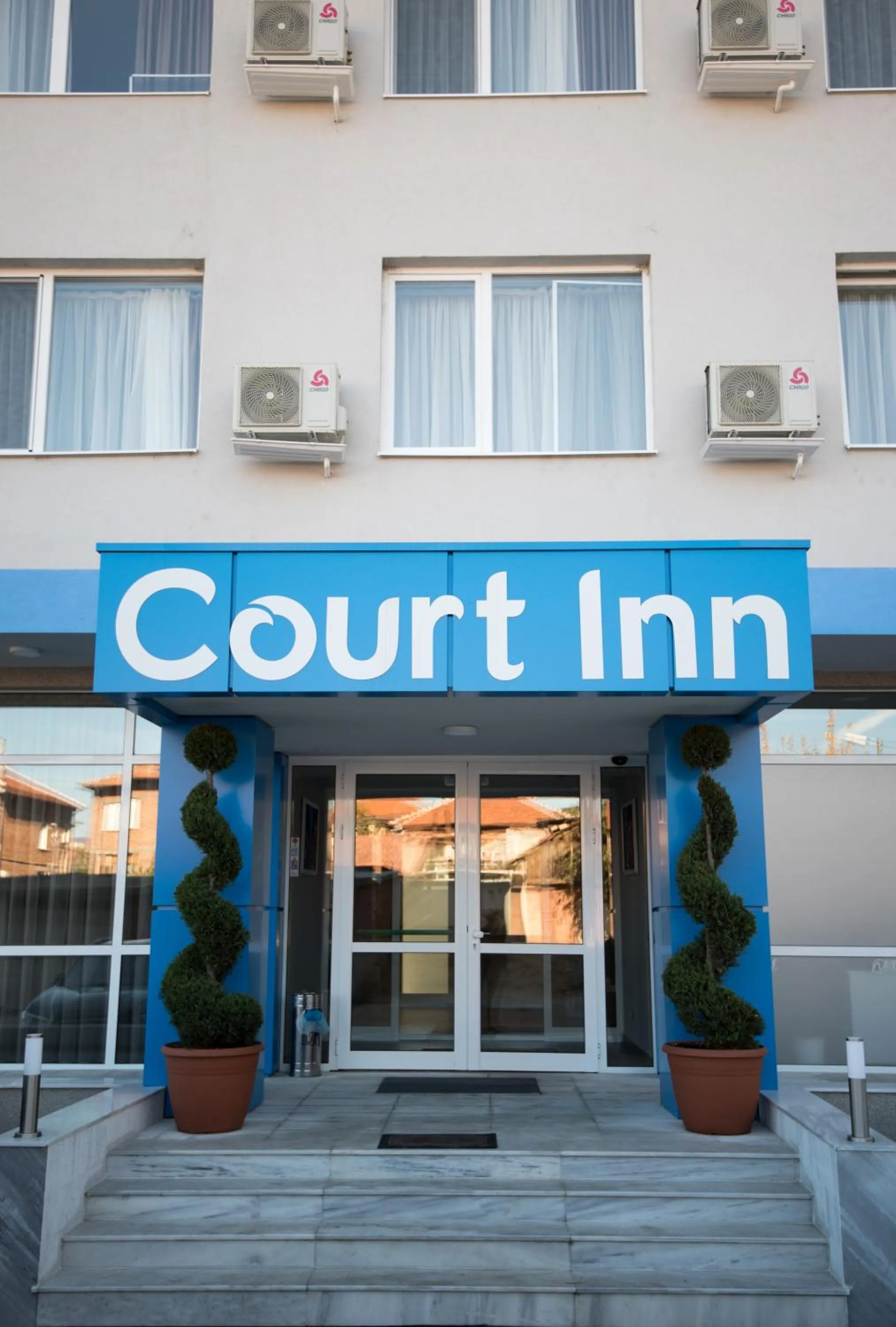 Court Inn