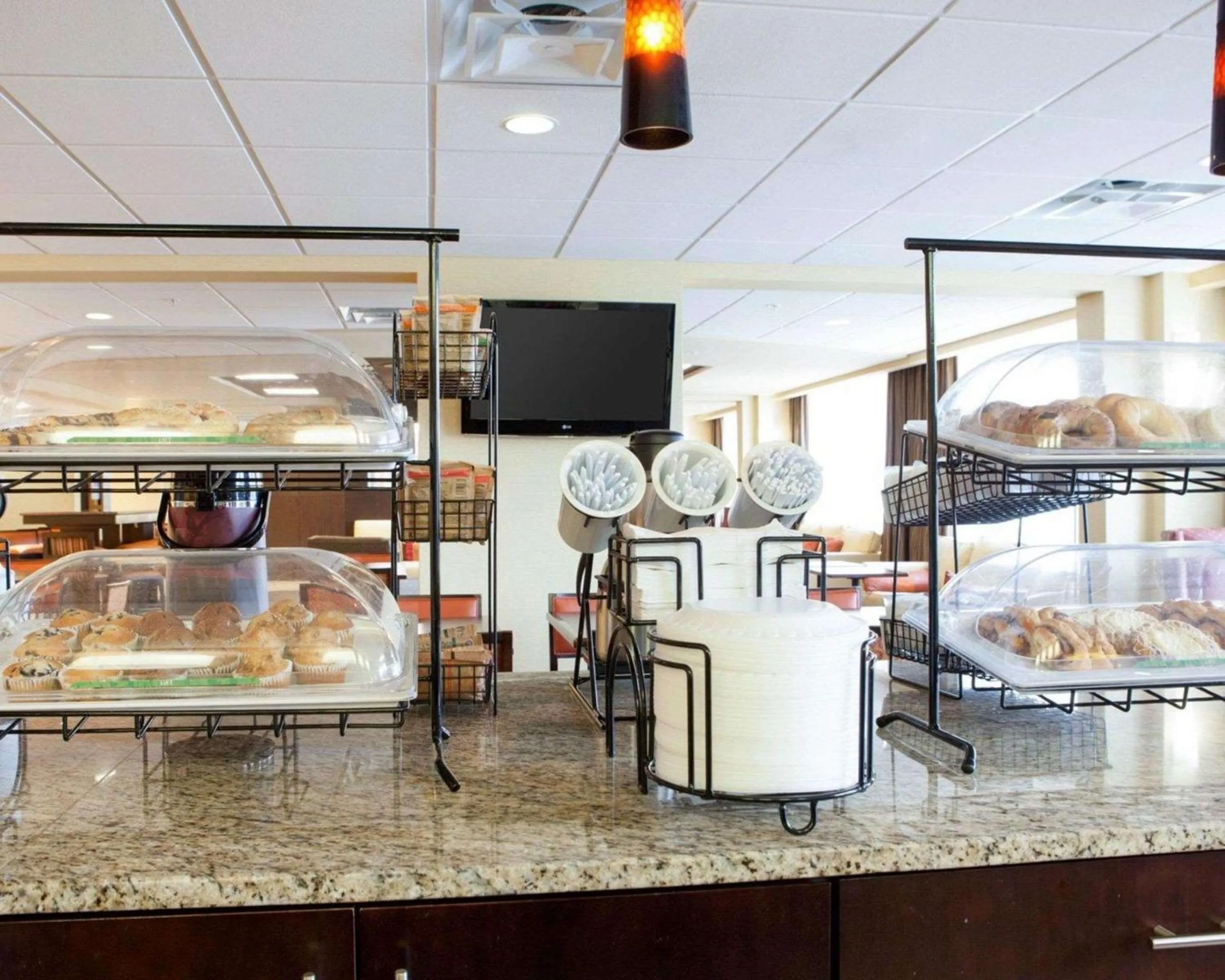 Restaurant/places to eat in Comfort Inn Oak Ridge - Knoxville