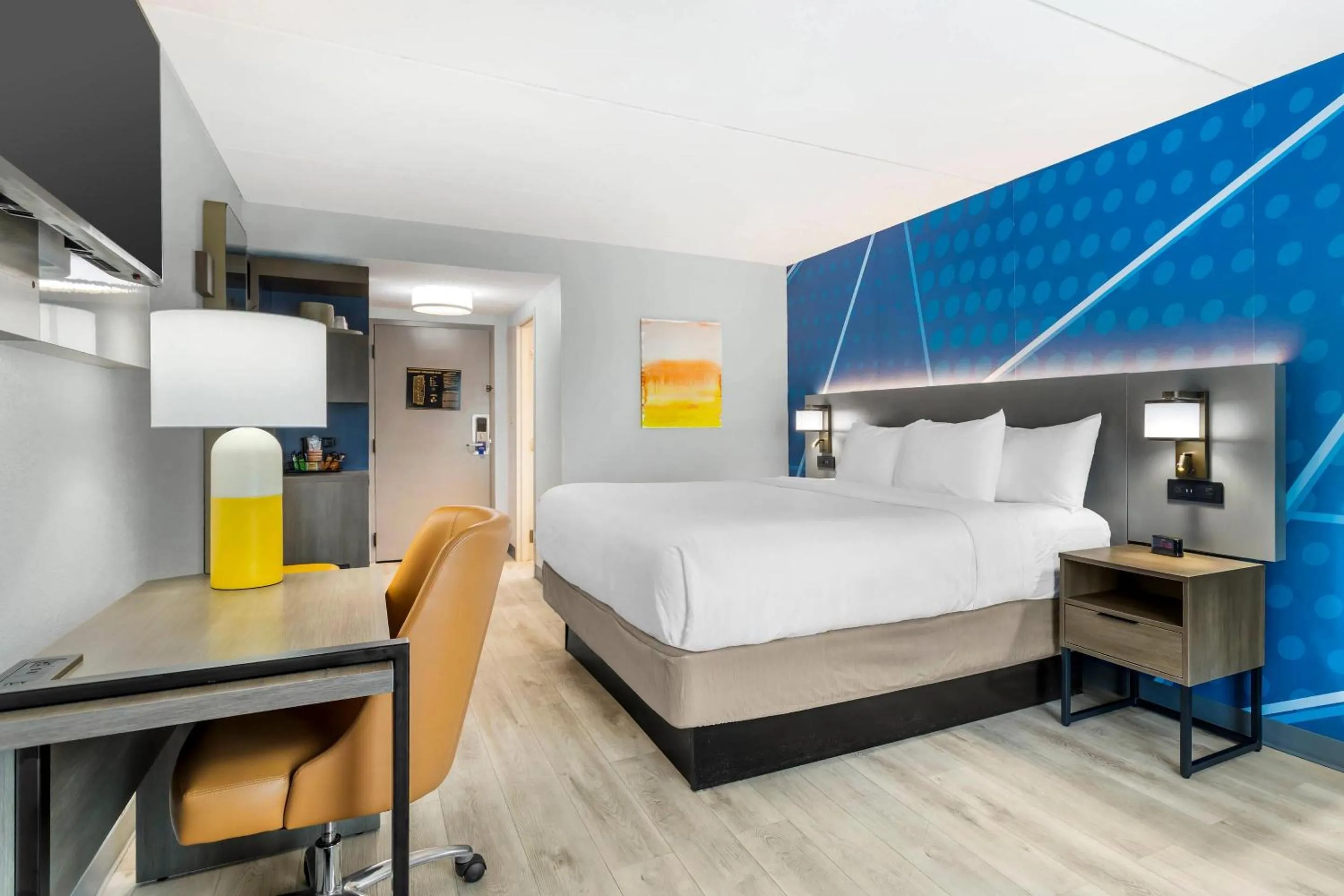 Bedroom in Comfort Inn Oak Ridge - Knoxville