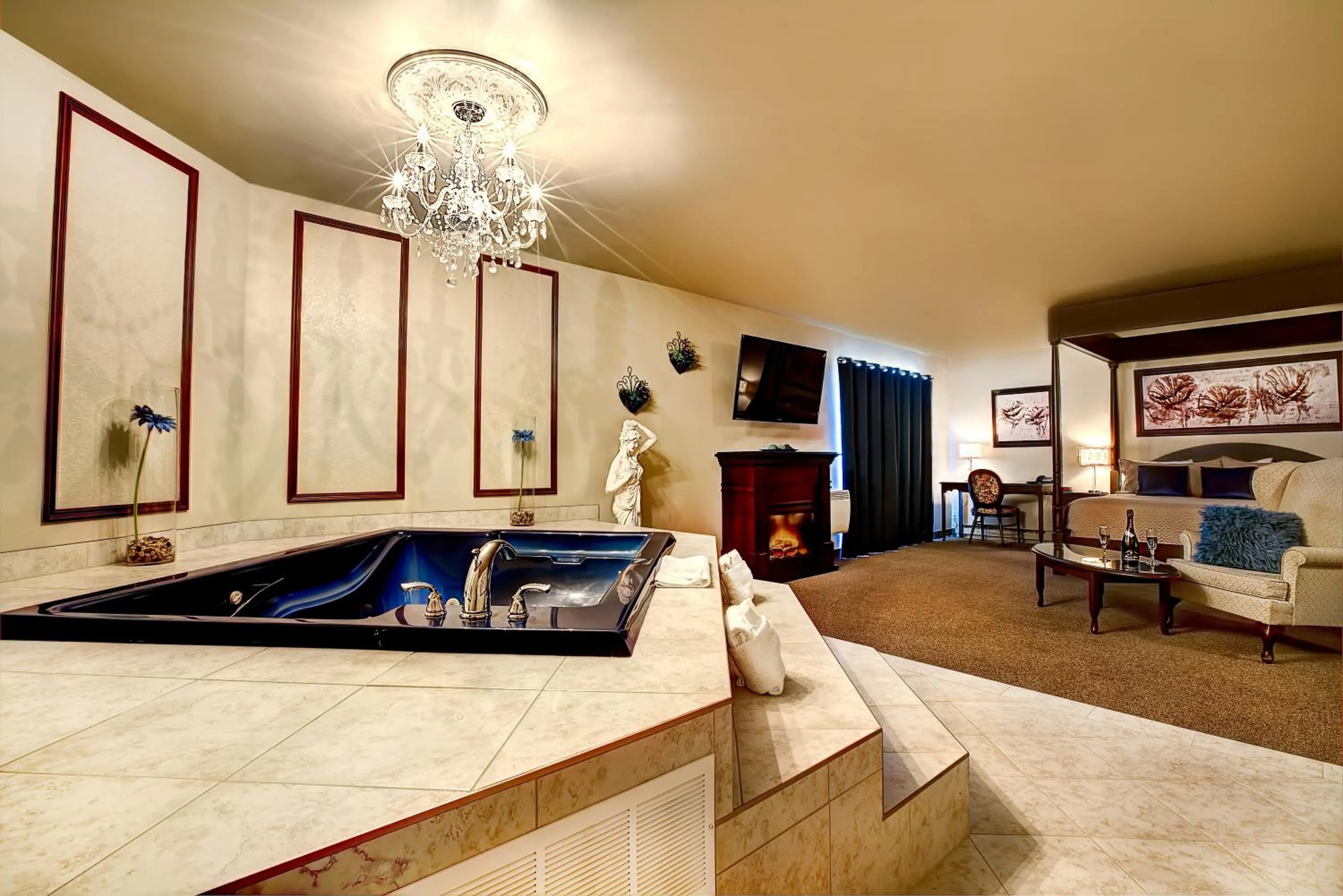 Bedroom, Bed in Hotel & Suites Monte-Cristo