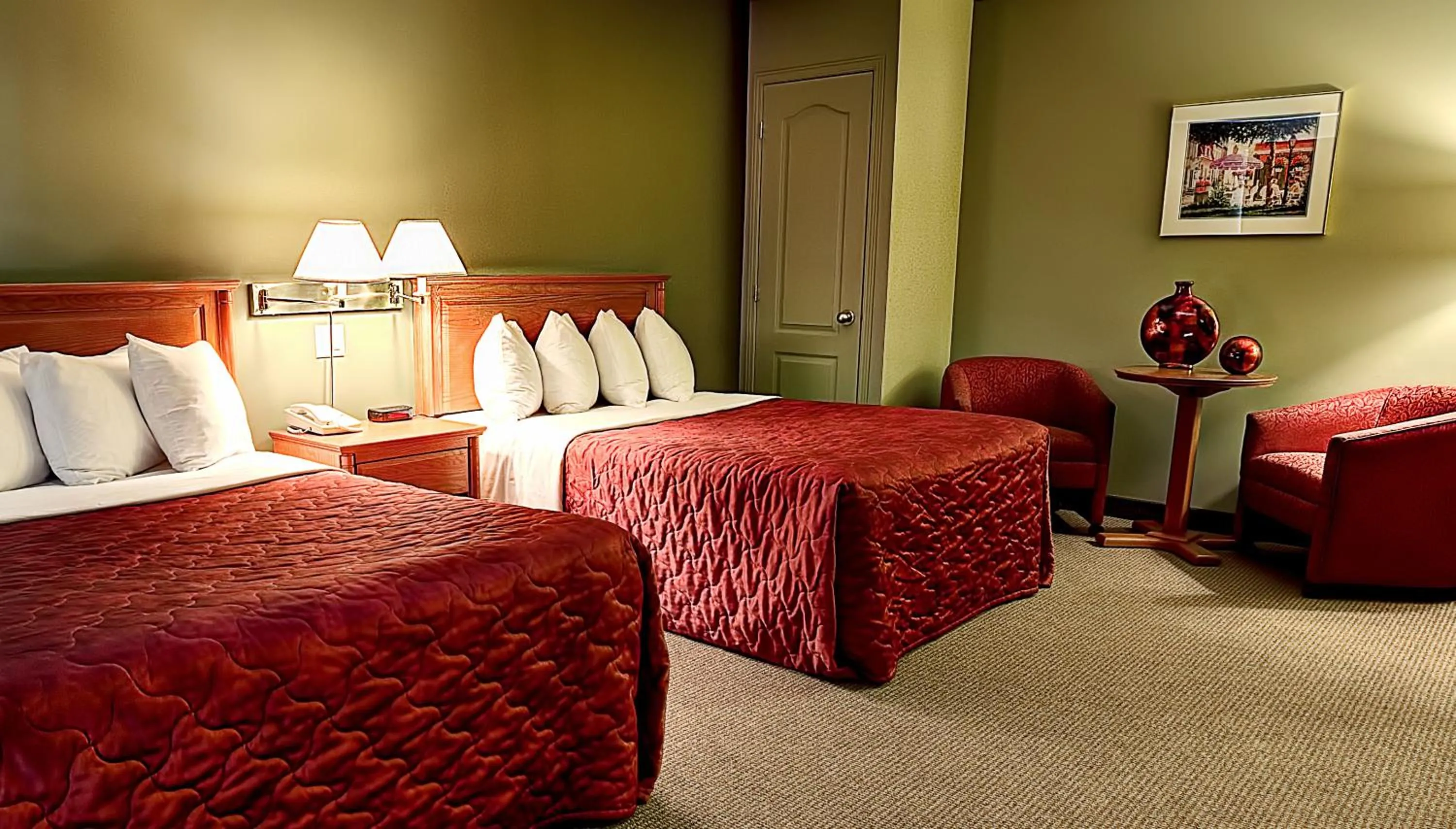 Bed in Hotel & Suites Monte-Cristo