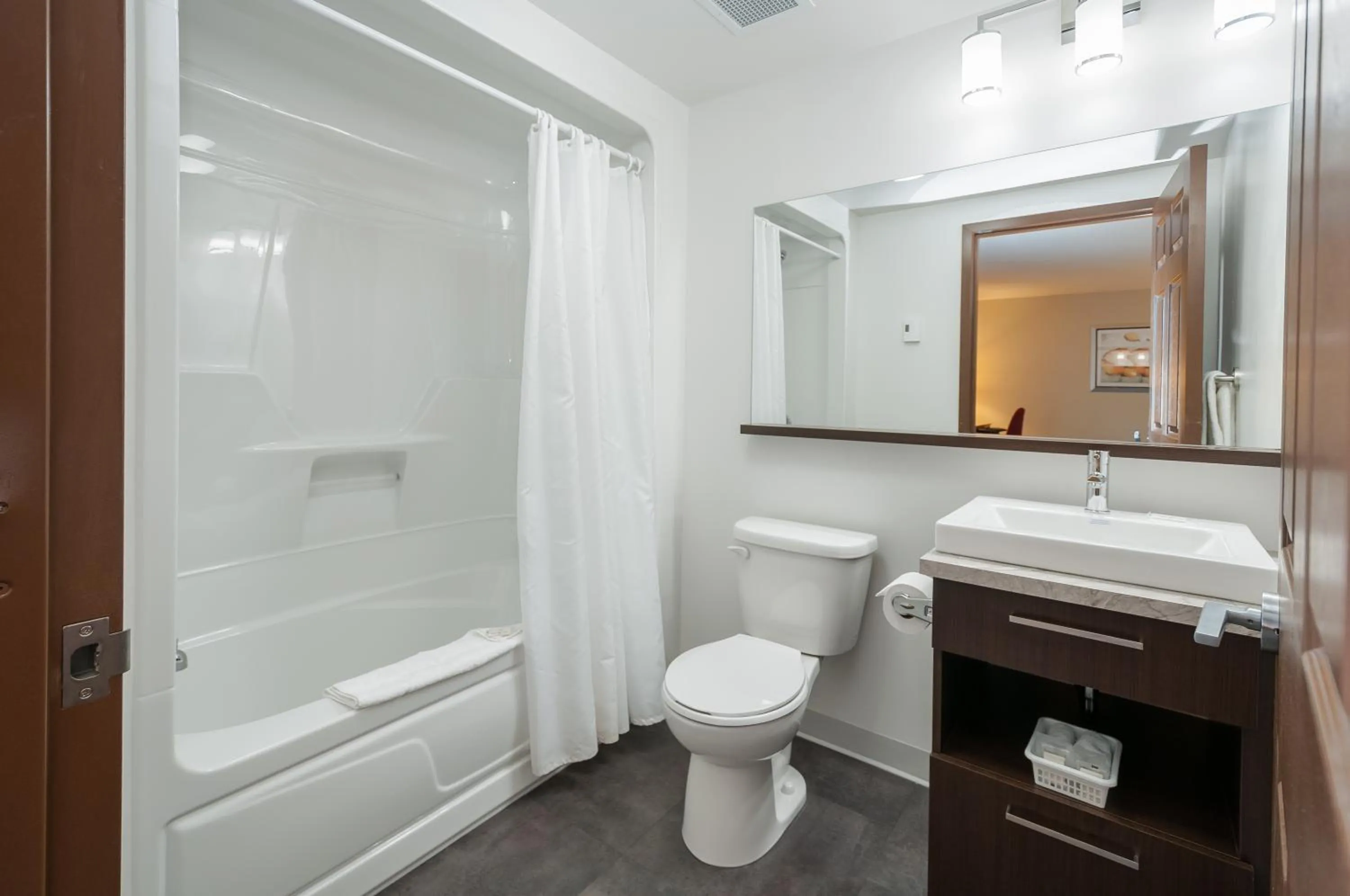 Hotel & Suites Monte-Cristo