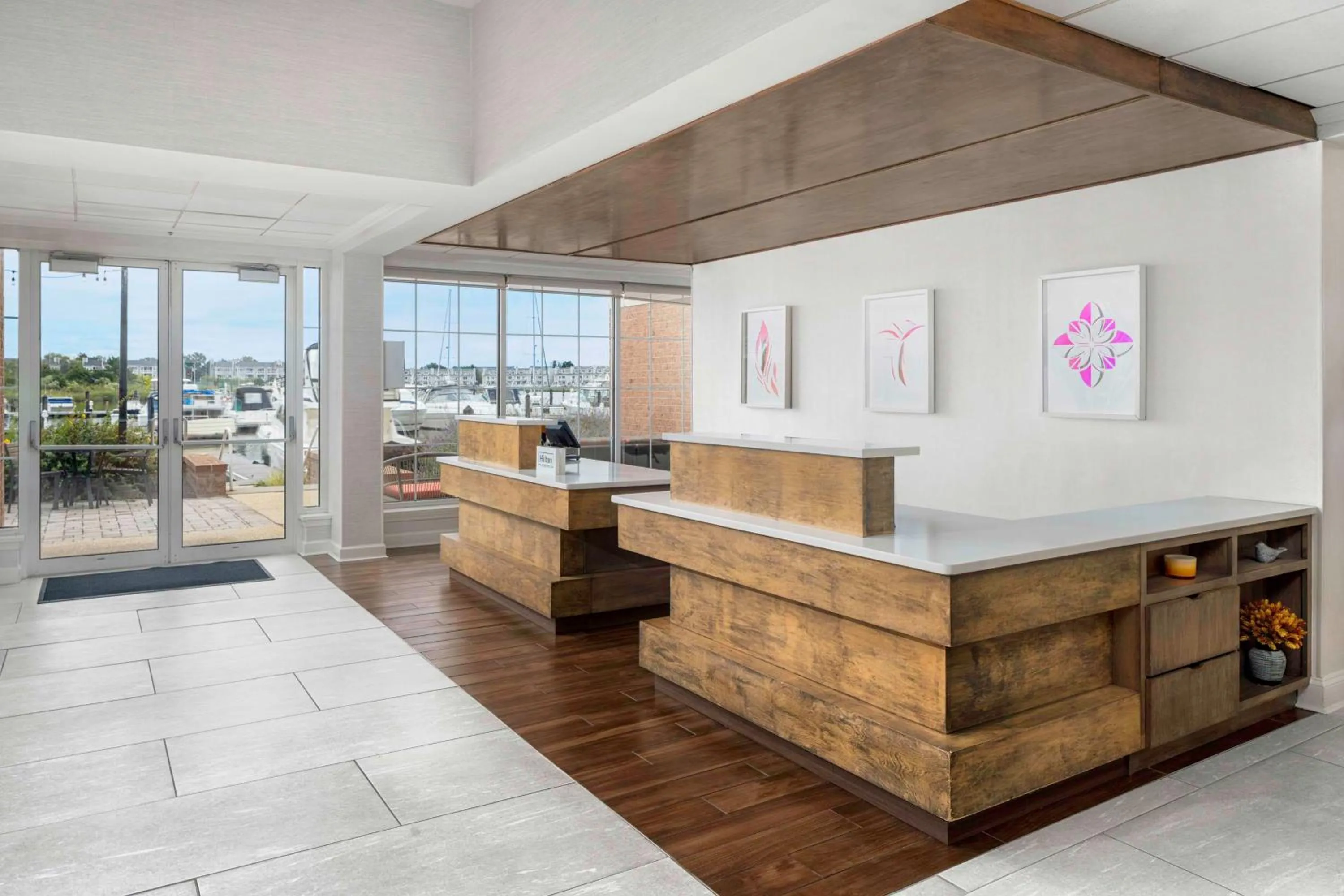 Lobby or reception in Hilton Garden Inn Kent Island Marina