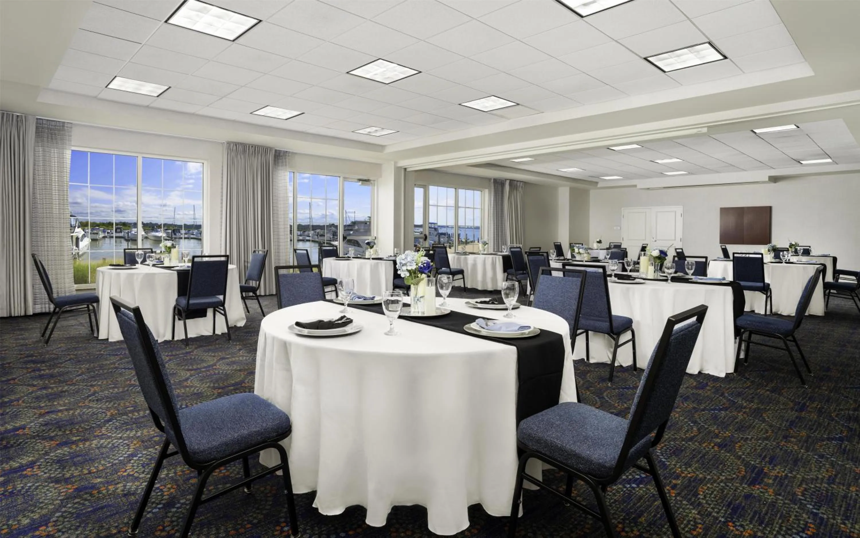Meeting/conference room in Hilton Garden Inn Kent Island Marina