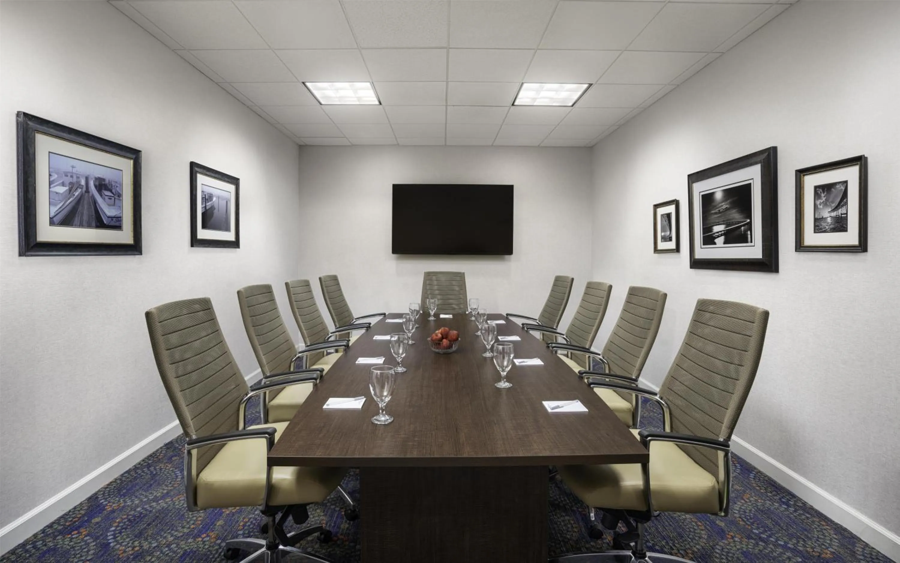 Meeting/conference room in Hilton Garden Inn Kent Island Marina
