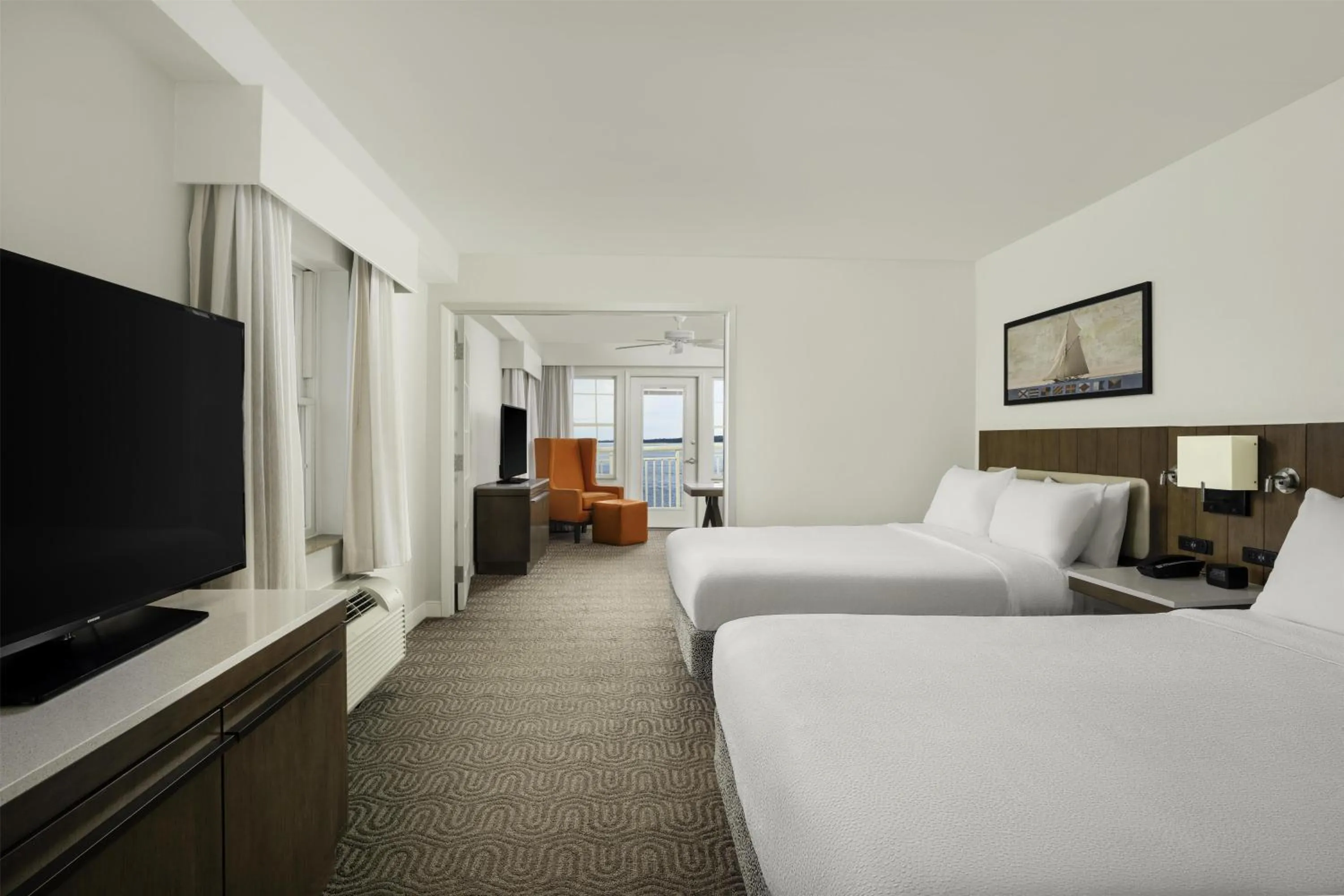 Bed in Hilton Garden Inn Kent Island Marina