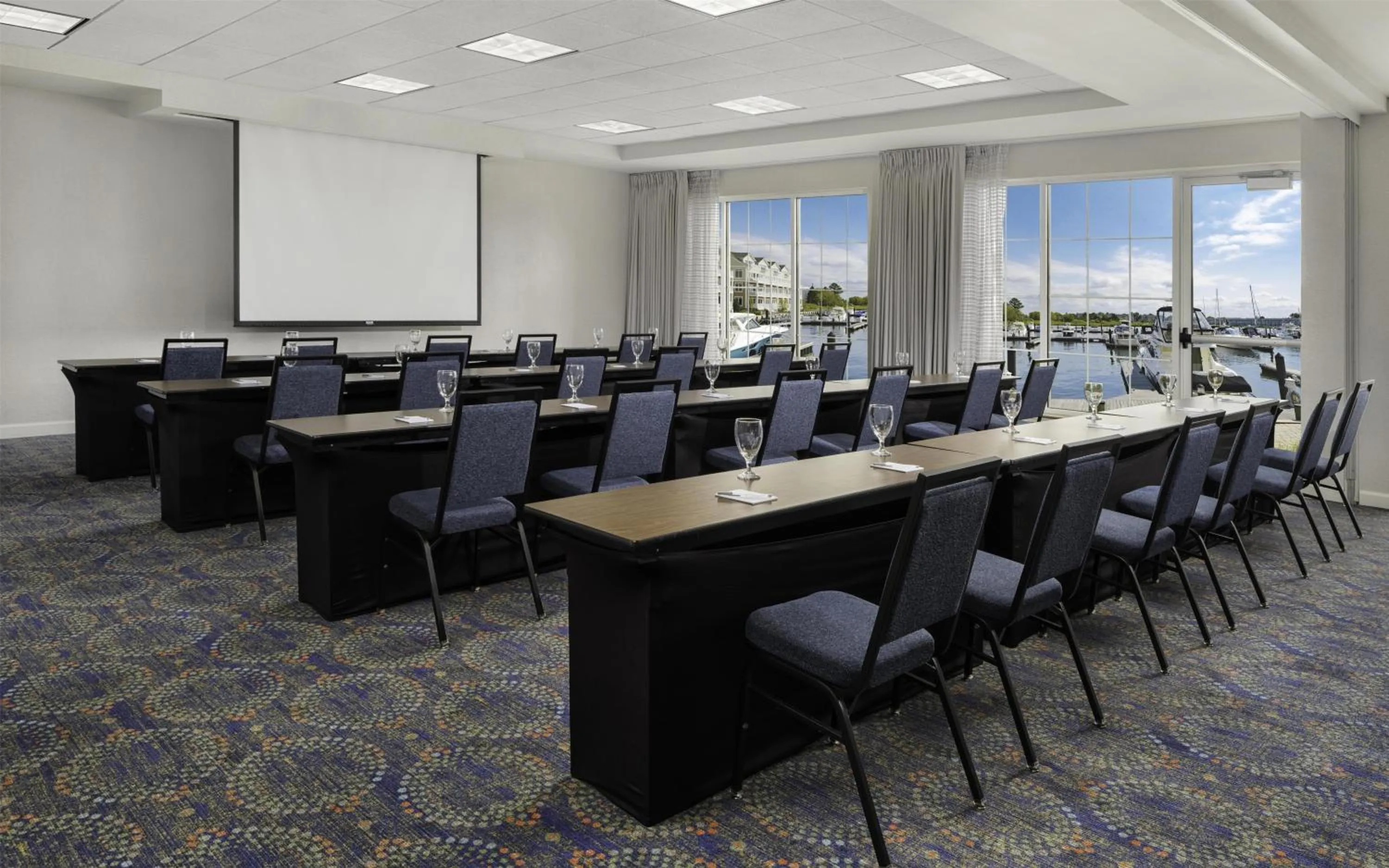 Meeting/conference room in Hilton Garden Inn Kent Island Marina