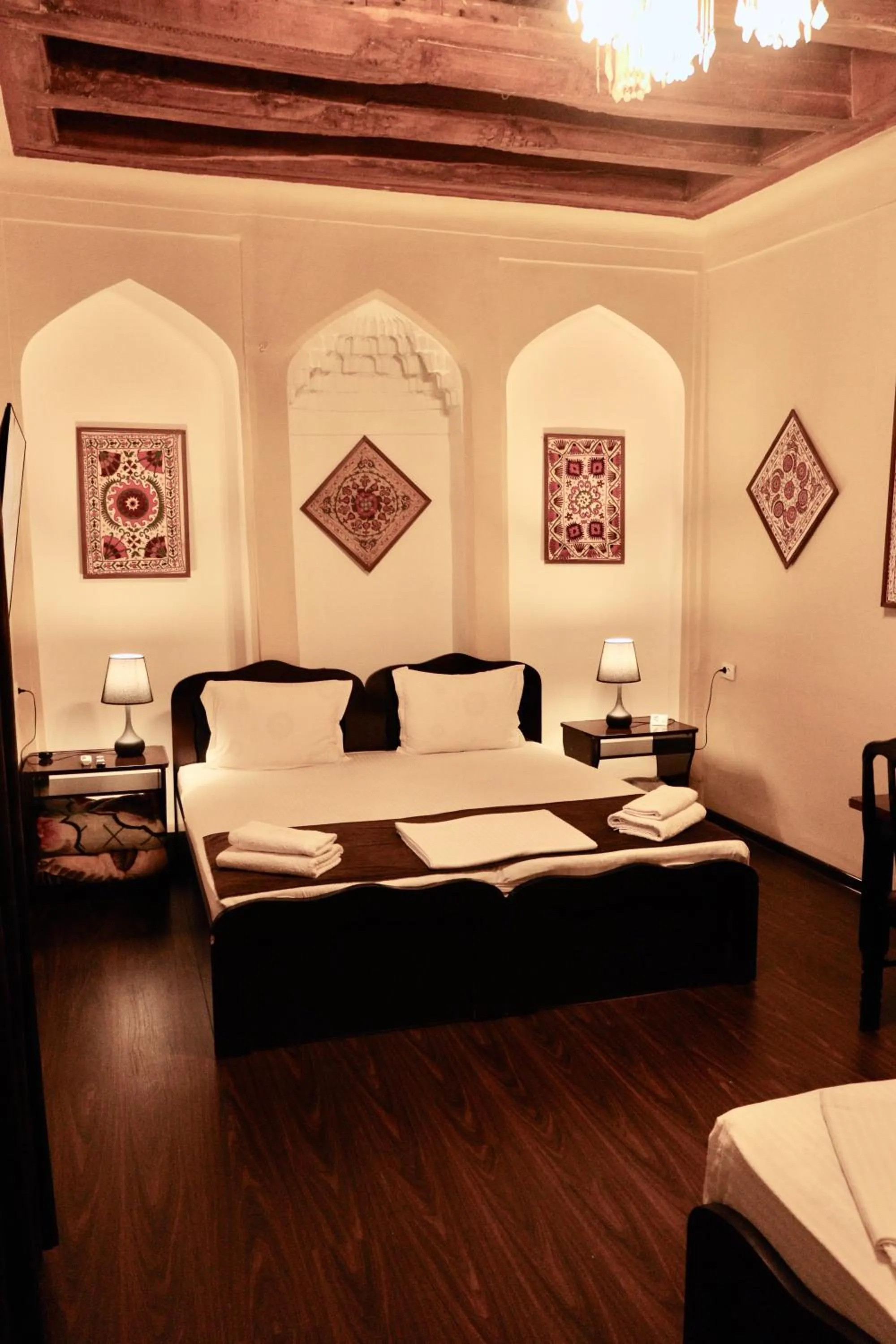 Bed in Al Bukhari Boutique Hotel