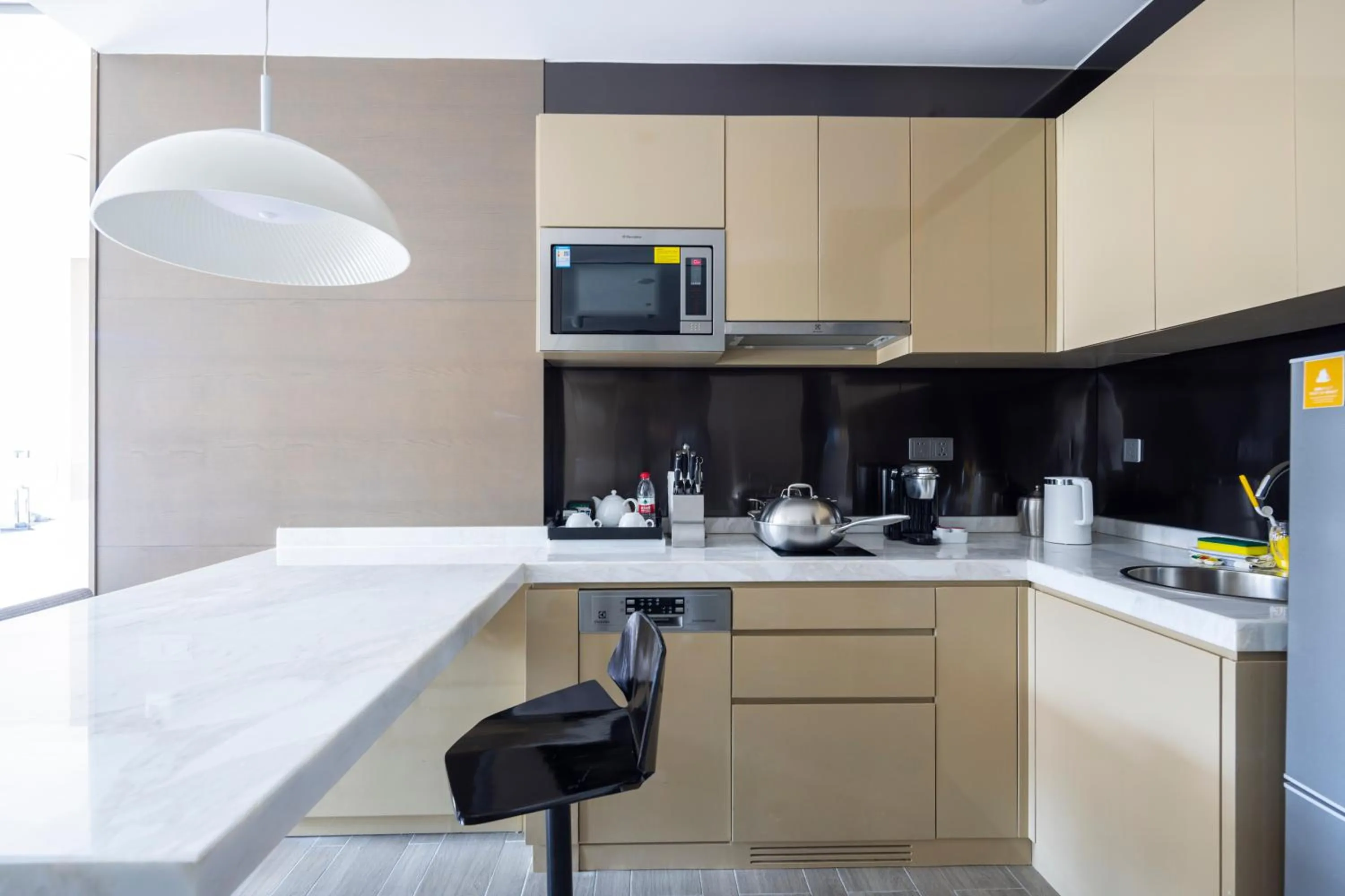 Kitchen or kitchenette in Hyatt House Shanghai Hongqiao CBD