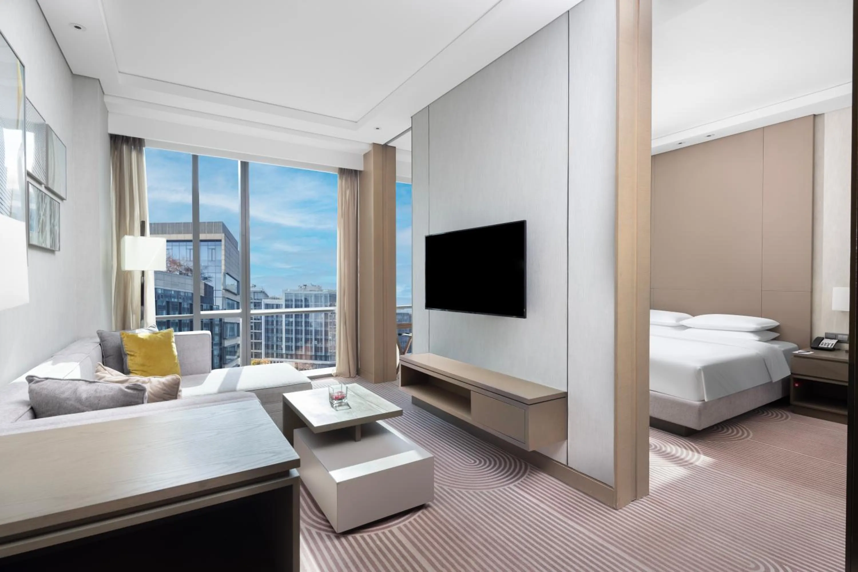 Living room, Bed in Hyatt House Shanghai Hongqiao CBD