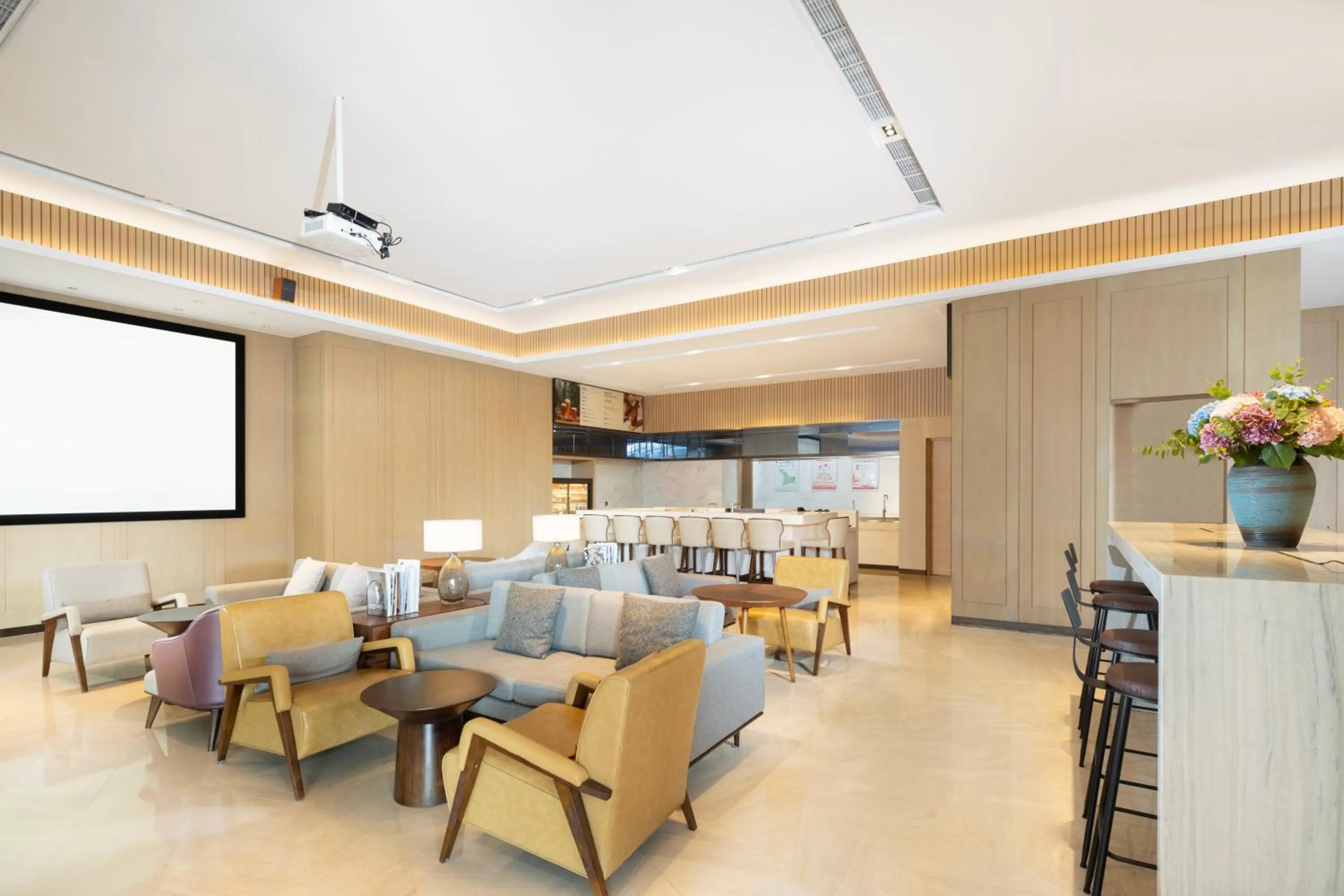 Lounge or bar in Hyatt House Shanghai Hongqiao CBD