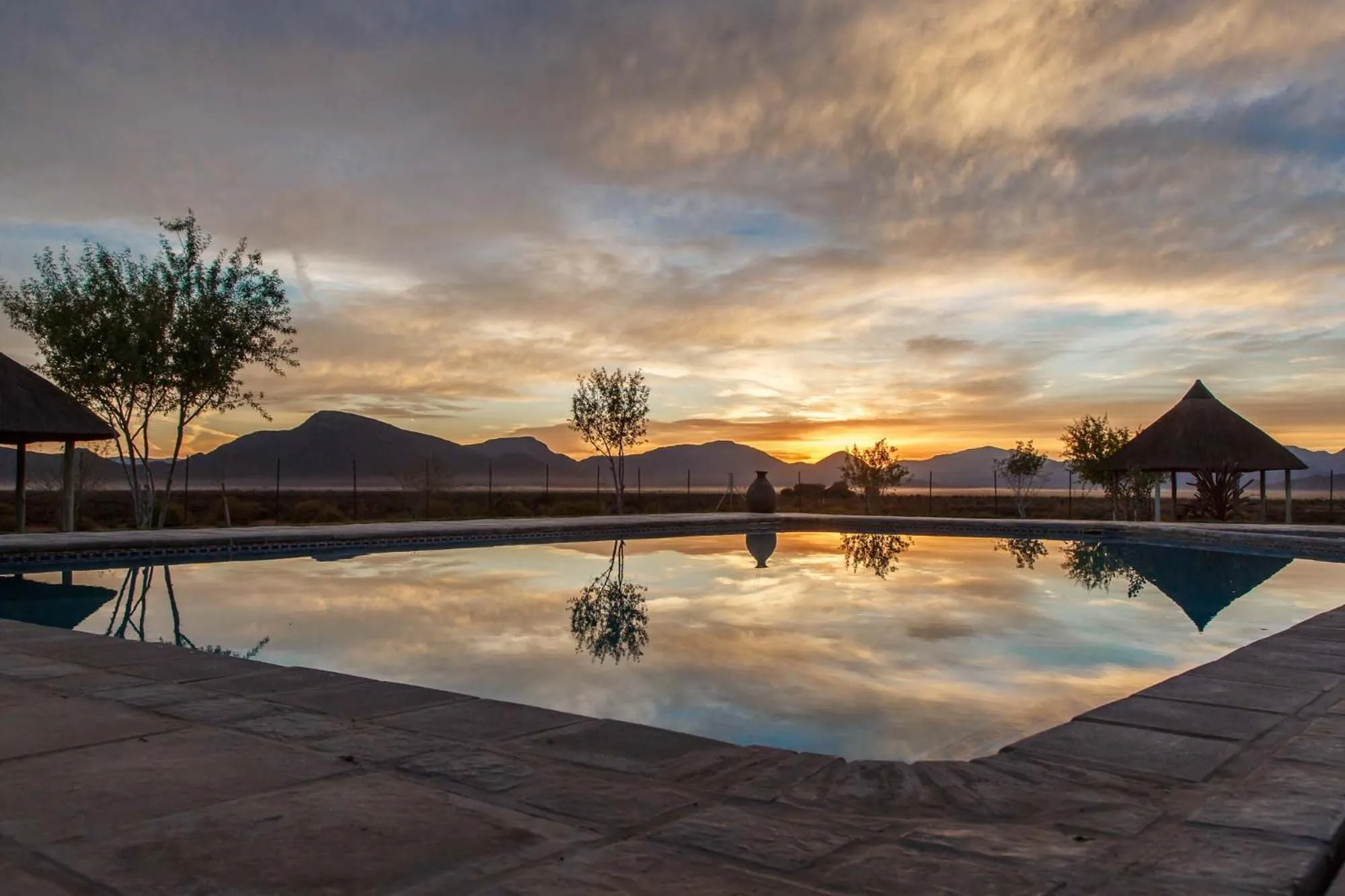 Property building in A-1 Njalo-NjaloSafari´s